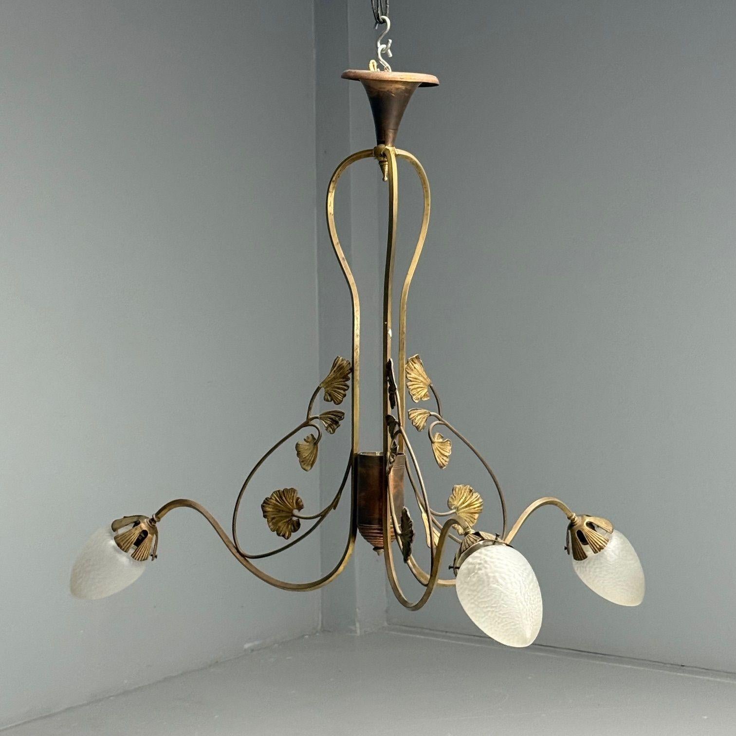 Lampadario floreale italiano del Mid-Century Modern, ottone, rame, Italia, anni '20 In condizioni buone in vendita a Manhasset, NY