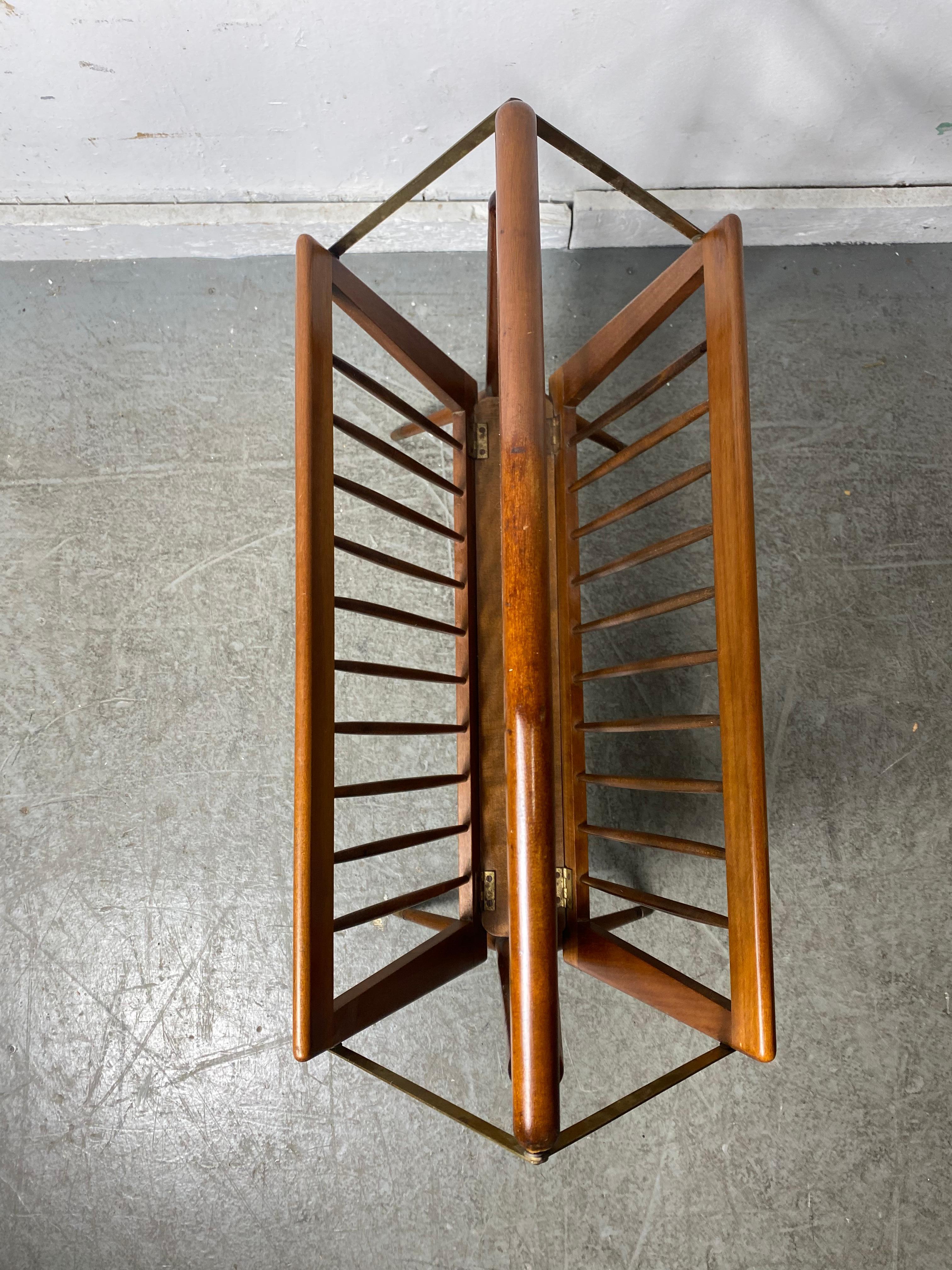 Italian Mid-Century Modern Folding Magazine Holder by Cesare Lacca For Sale 1