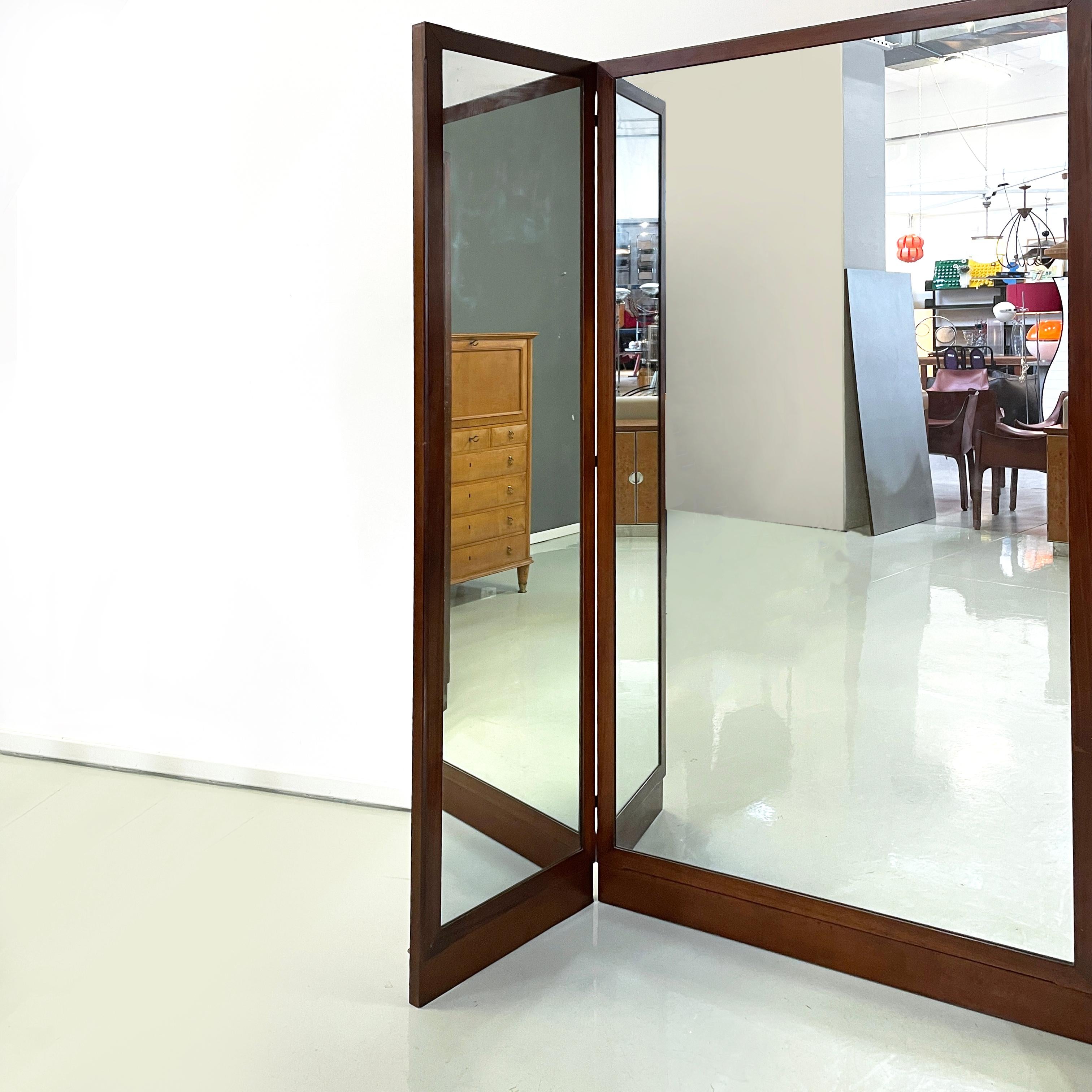 Mid-20th Century Italian mid-century modern Freestanding full-length floor mirror in wood, 1960s For Sale