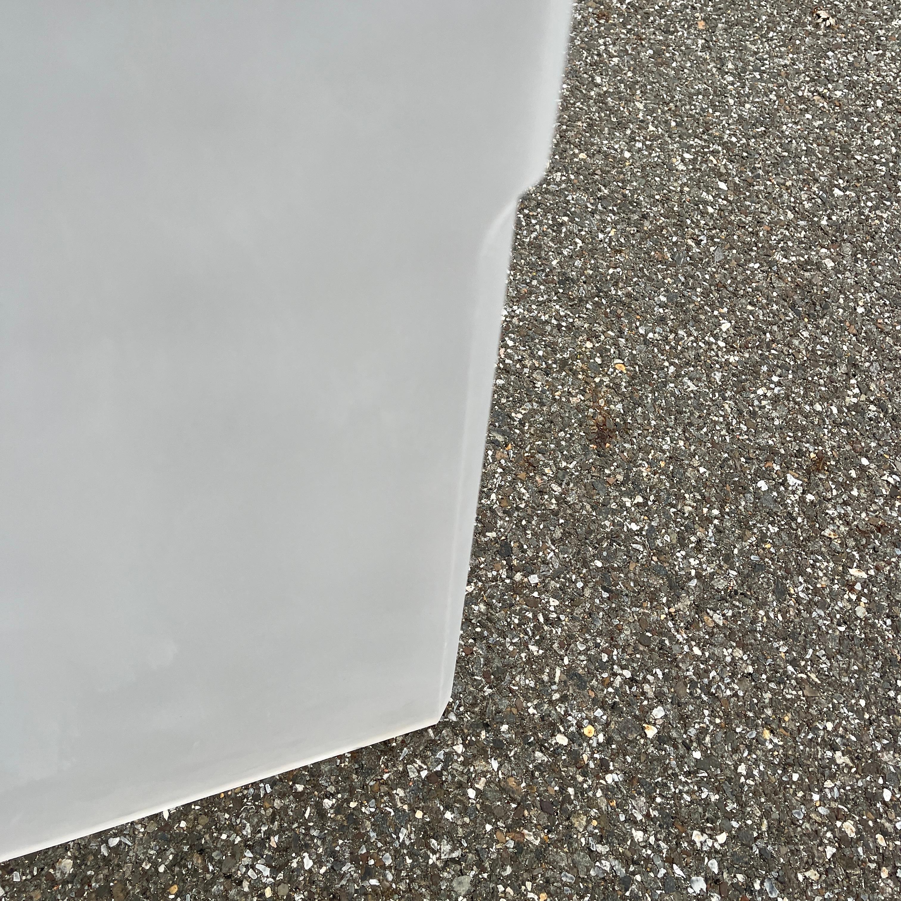 Italian Mid-Century Modern Frosted Lucite Console, 1970's For Sale 10