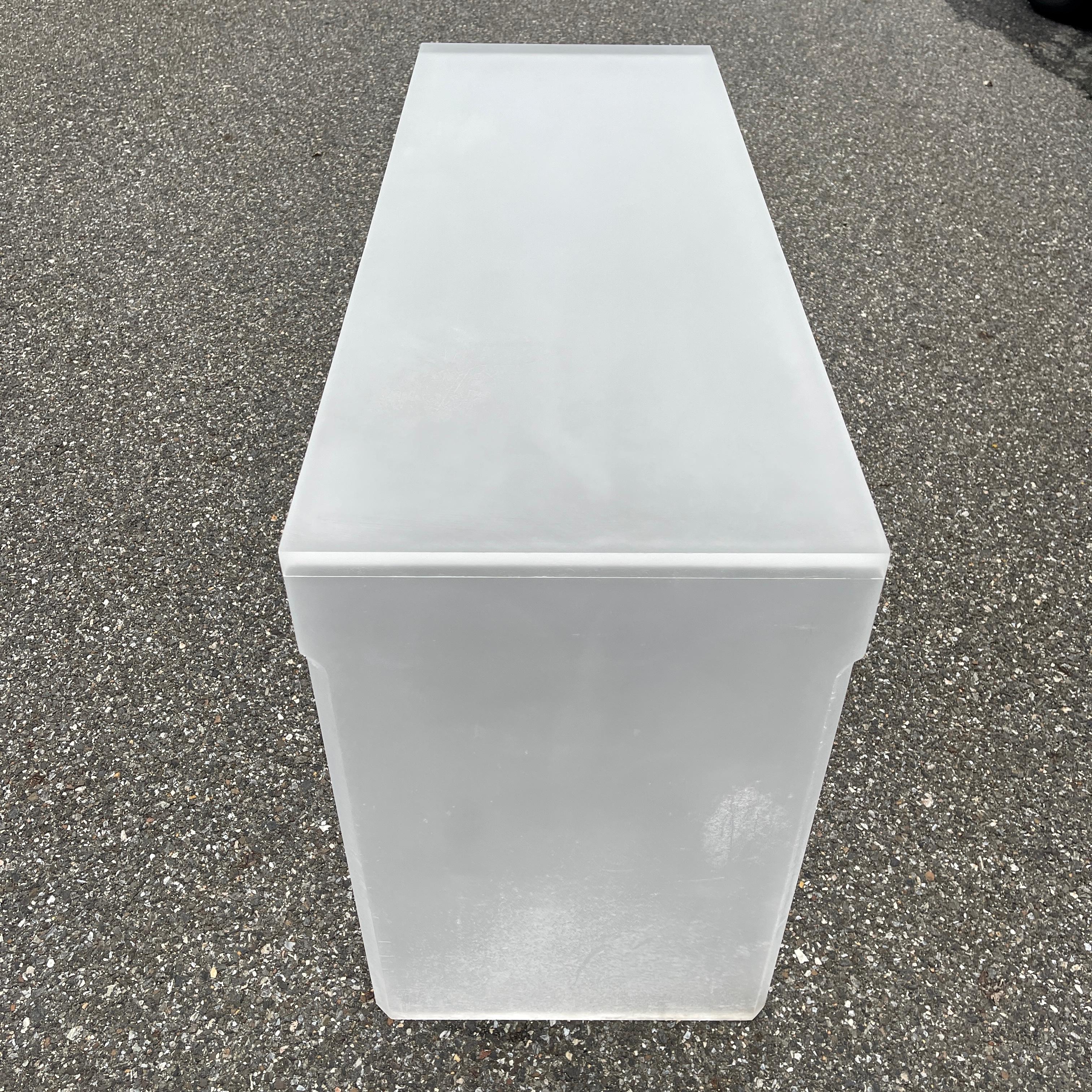 Italian Mid-Century Modern Frosted Lucite Console, 1970's For Sale 3
