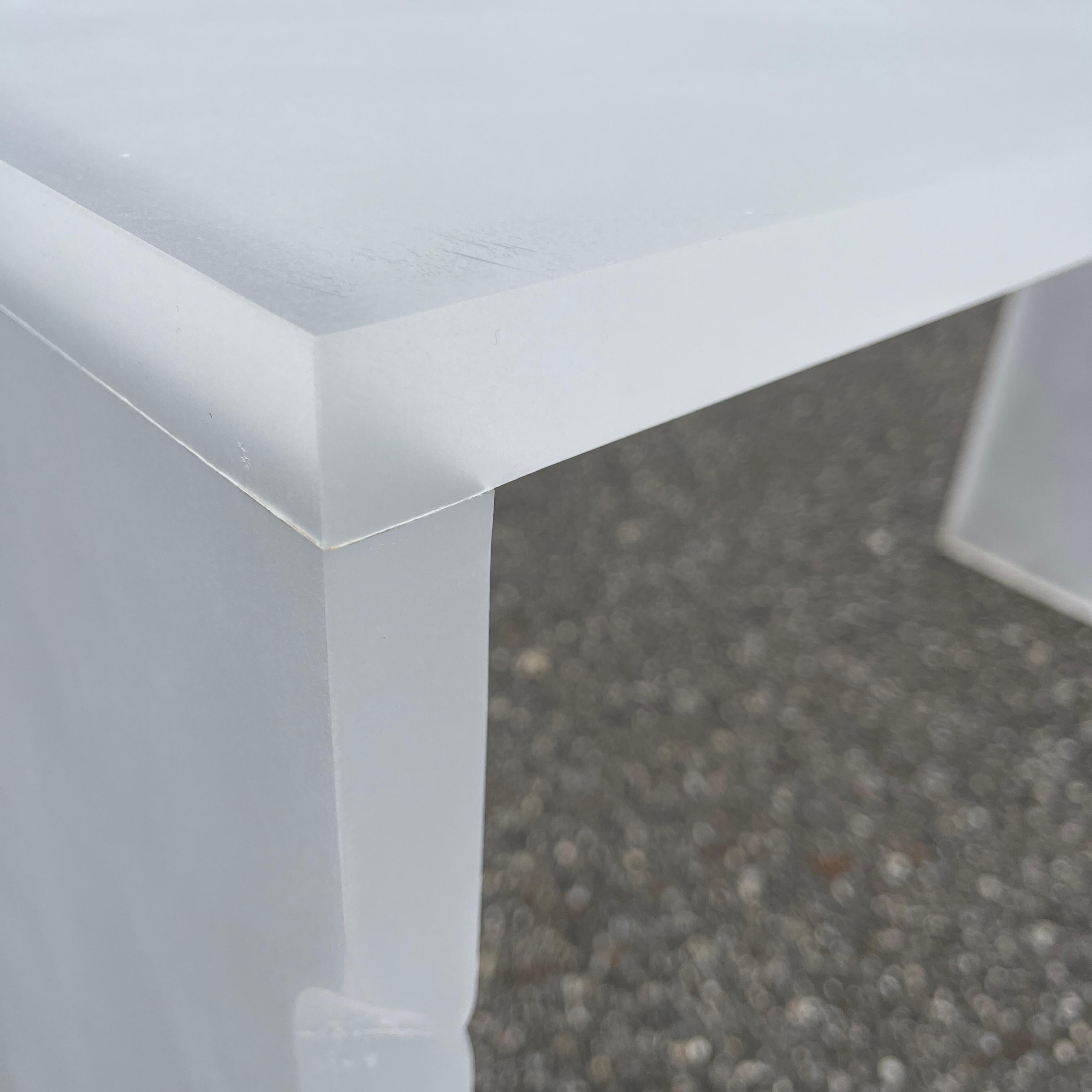 Italian Mid-Century Modern Frosted Lucite Console, 1970's For Sale 5