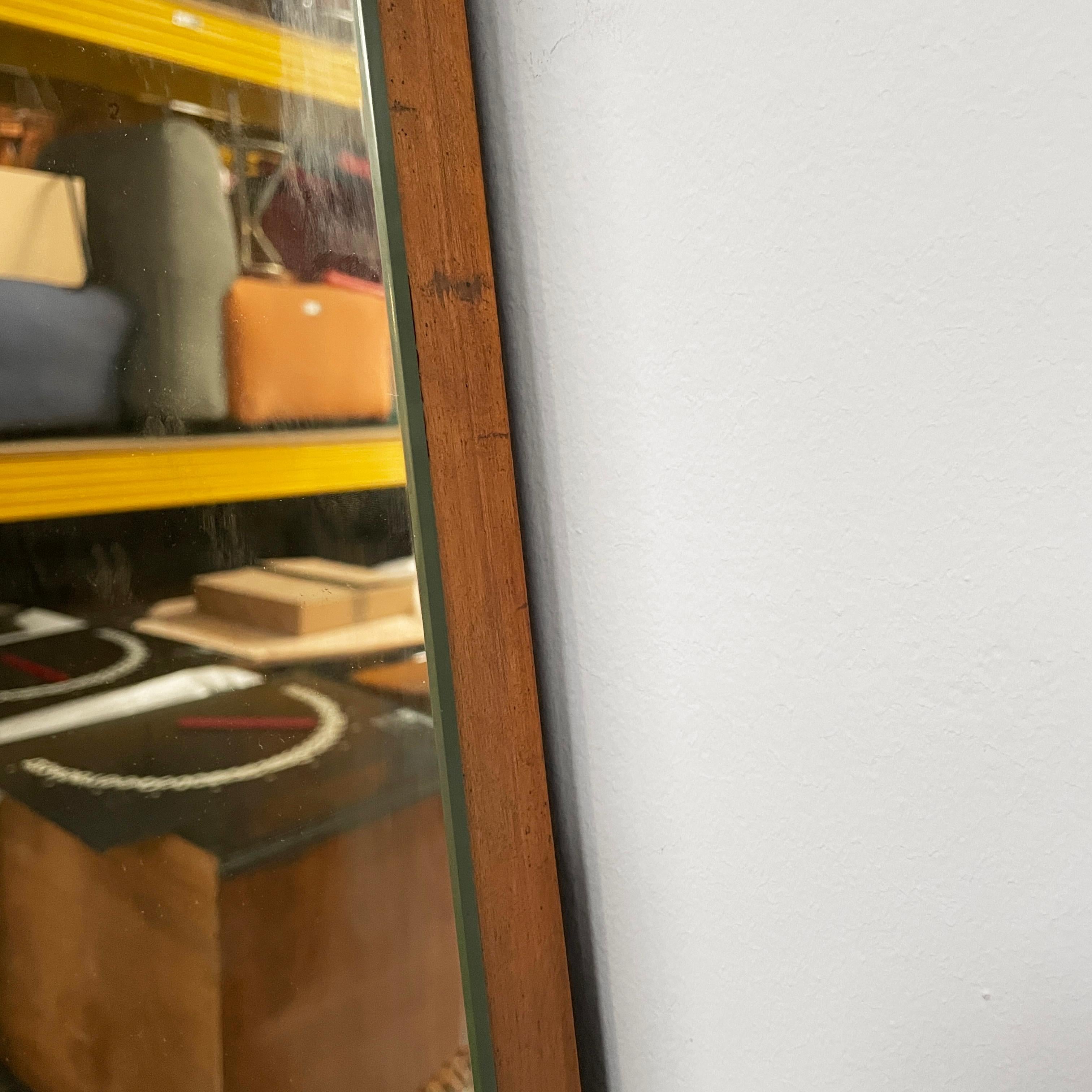 Metal Italian mid-century modern Geometric wall mirror in brass and wood, 1950s For Sale