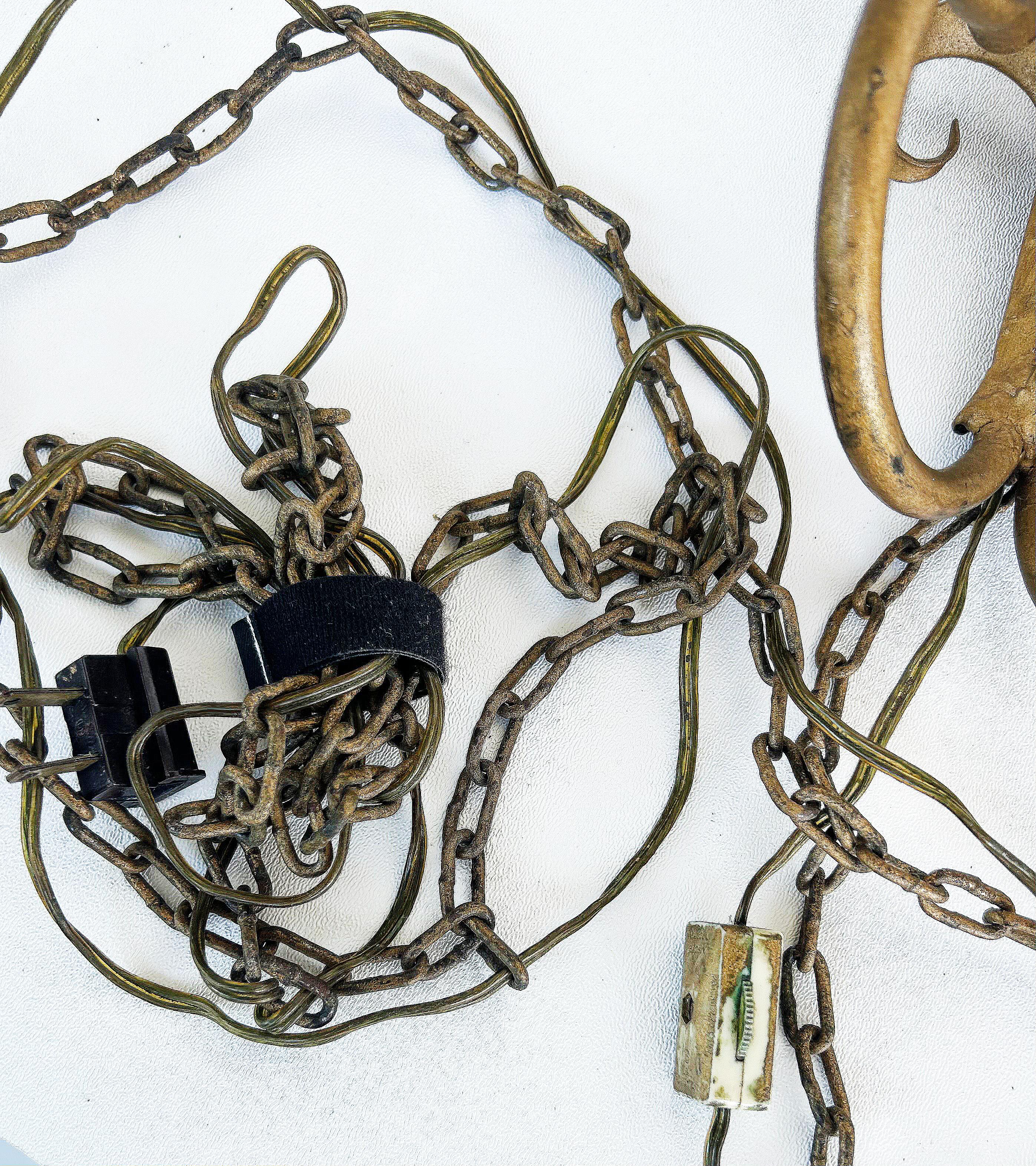 Italian Mid-century Modern Gilt Wrought Iron Sconces from a New York City Estate For Sale 7