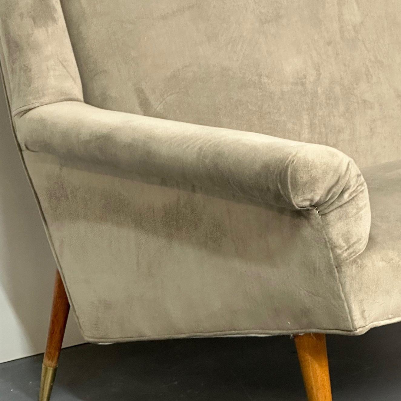 Gio Ponti Style, Mid-Century Modern, Sofa, Grey Velvet, Wood, Italy, 1950s For Sale 1