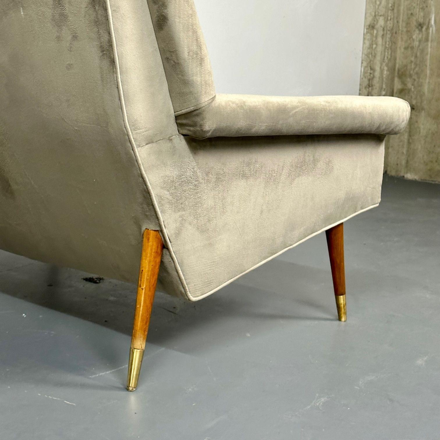 Gio Ponti Style, Mid-Century Modern, Sofa, Grey Velvet, Wood, Italy, 1950s For Sale 2