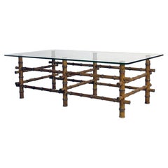 Mesa de centro o de sofá italiana de mediados de siglo, de cristal y bambú, años 60