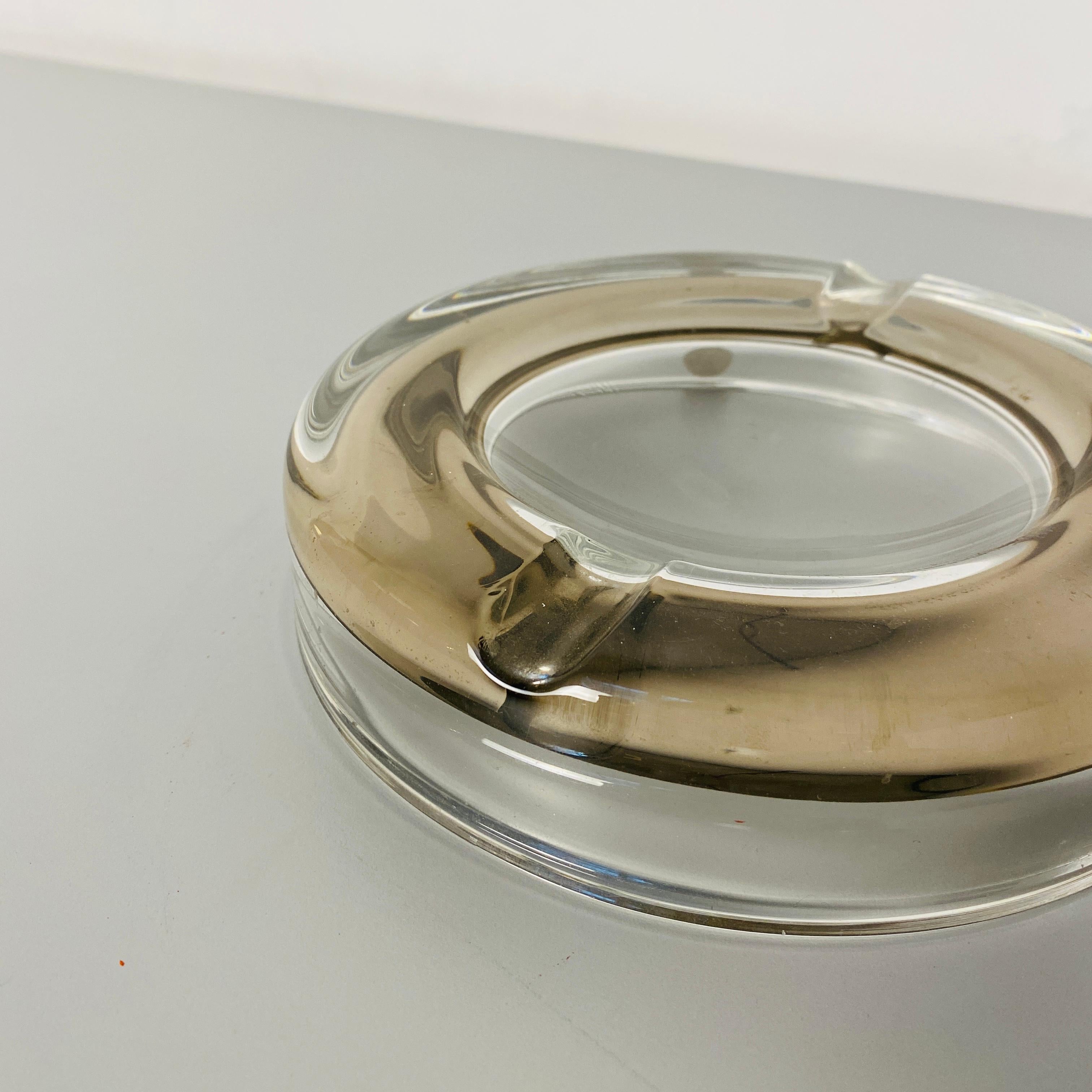 Italian Mid-Century Modern Glass Ashtray with Internal Decoration, 1970s For Sale 3