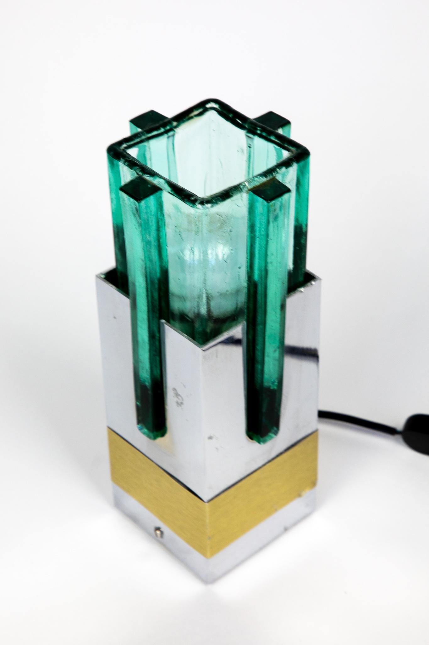 Pair of  Table Lamps in Turquoise Glass, Brass and Chrome, Italy, 1970s For Sale 5