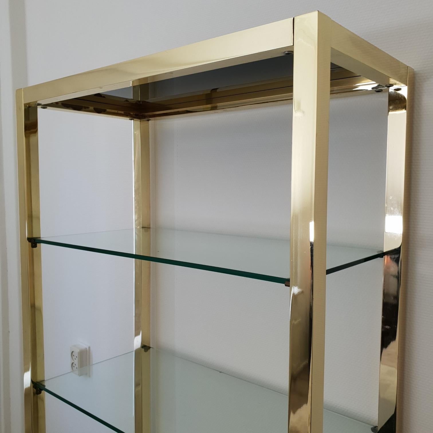 Italian Mid-Century Modern Gold Plated Shelving Unit Étagère, 1970s For Sale 4
