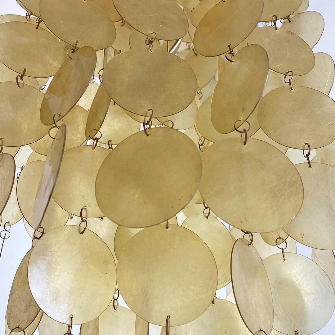 Italian Mid-Century Modern Golden Plastic Cascade Chandelier, 1970s For Sale 2