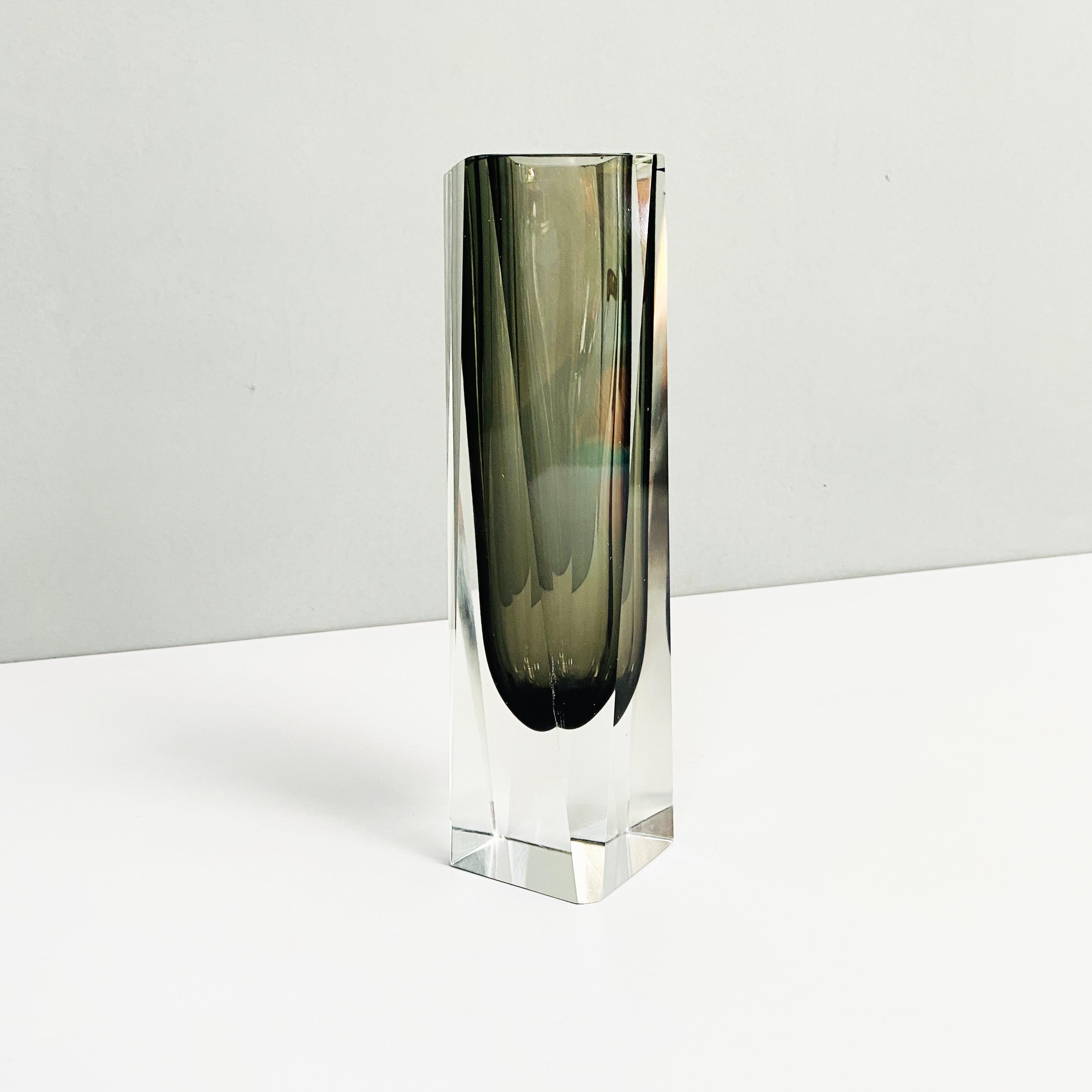 Italienische Vase aus grauem Muranoglas aus der Mitte des Jahrhunderts, 1970er Jahre im Angebot 2