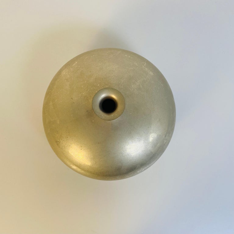 Italian Mid-Century Modern Gray Pewter Rounded Vase, 1970s For Sale 4