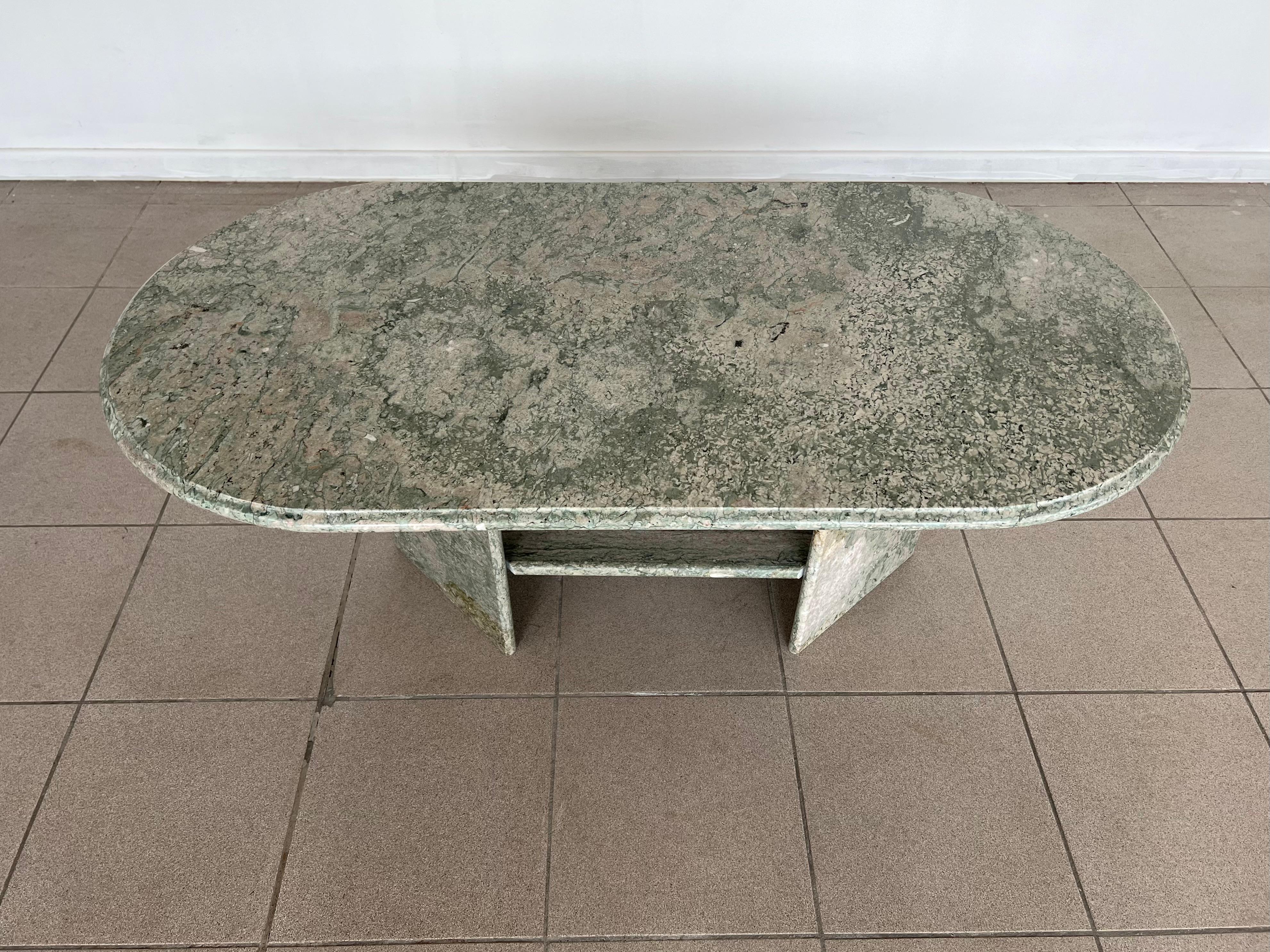 Late 20th Century Italian Mid-Century Modern Green Marble Oval Coffee Table For Sale