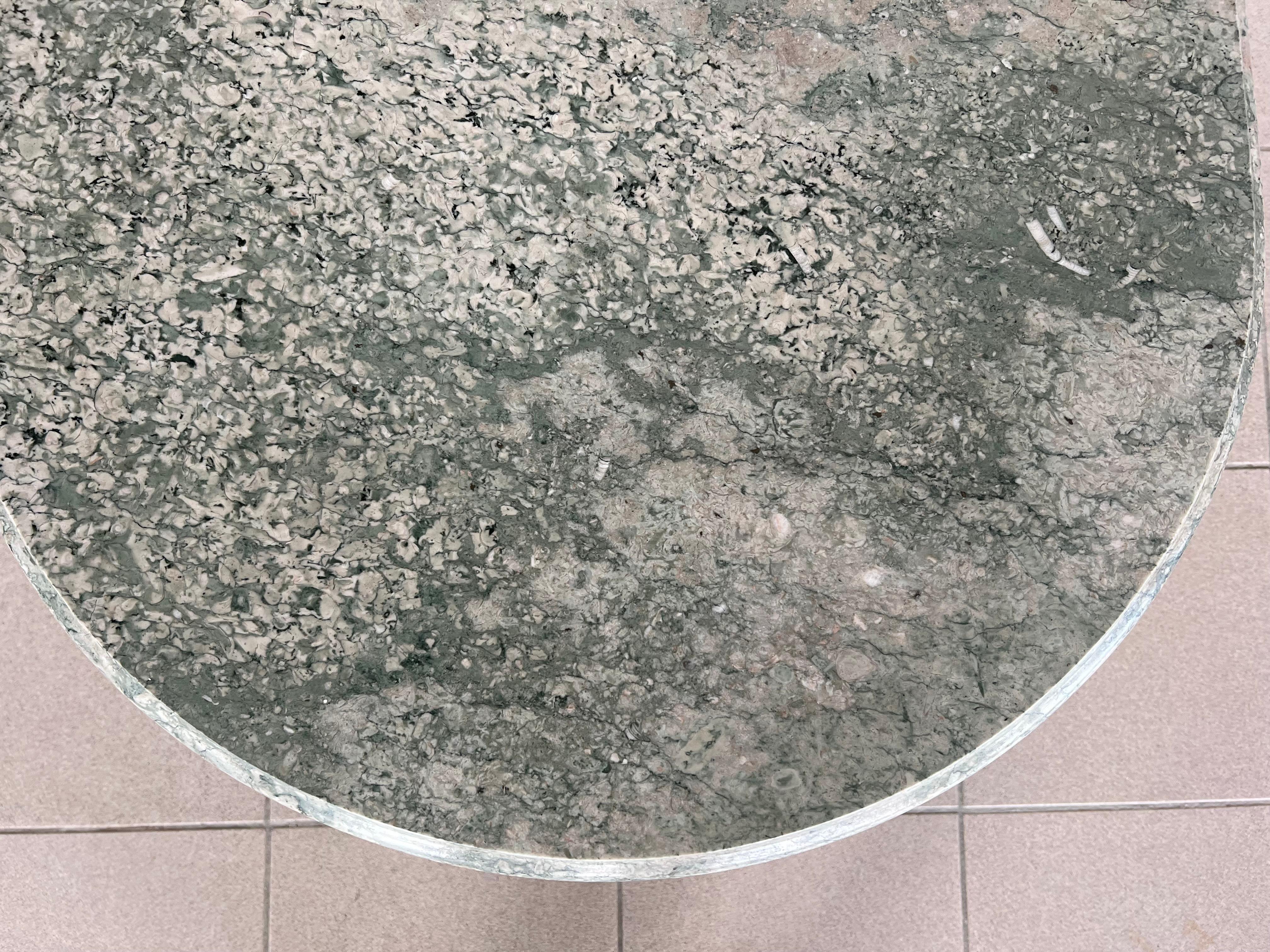 Italian Mid-Century Modern Green Marble Oval Coffee Table For Sale 3