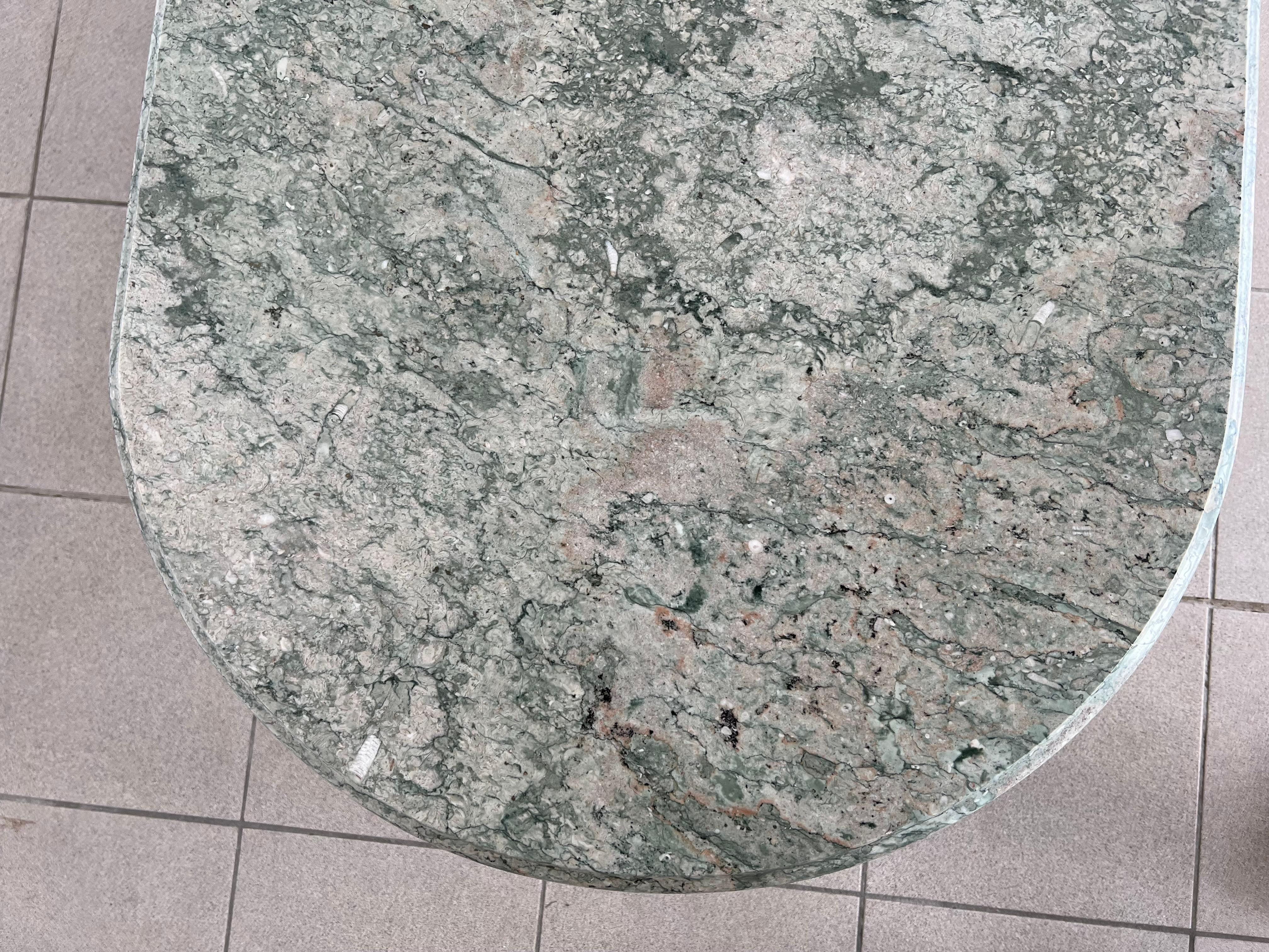 Italian Mid-Century Modern Green Marble Oval Coffee Table For Sale 4