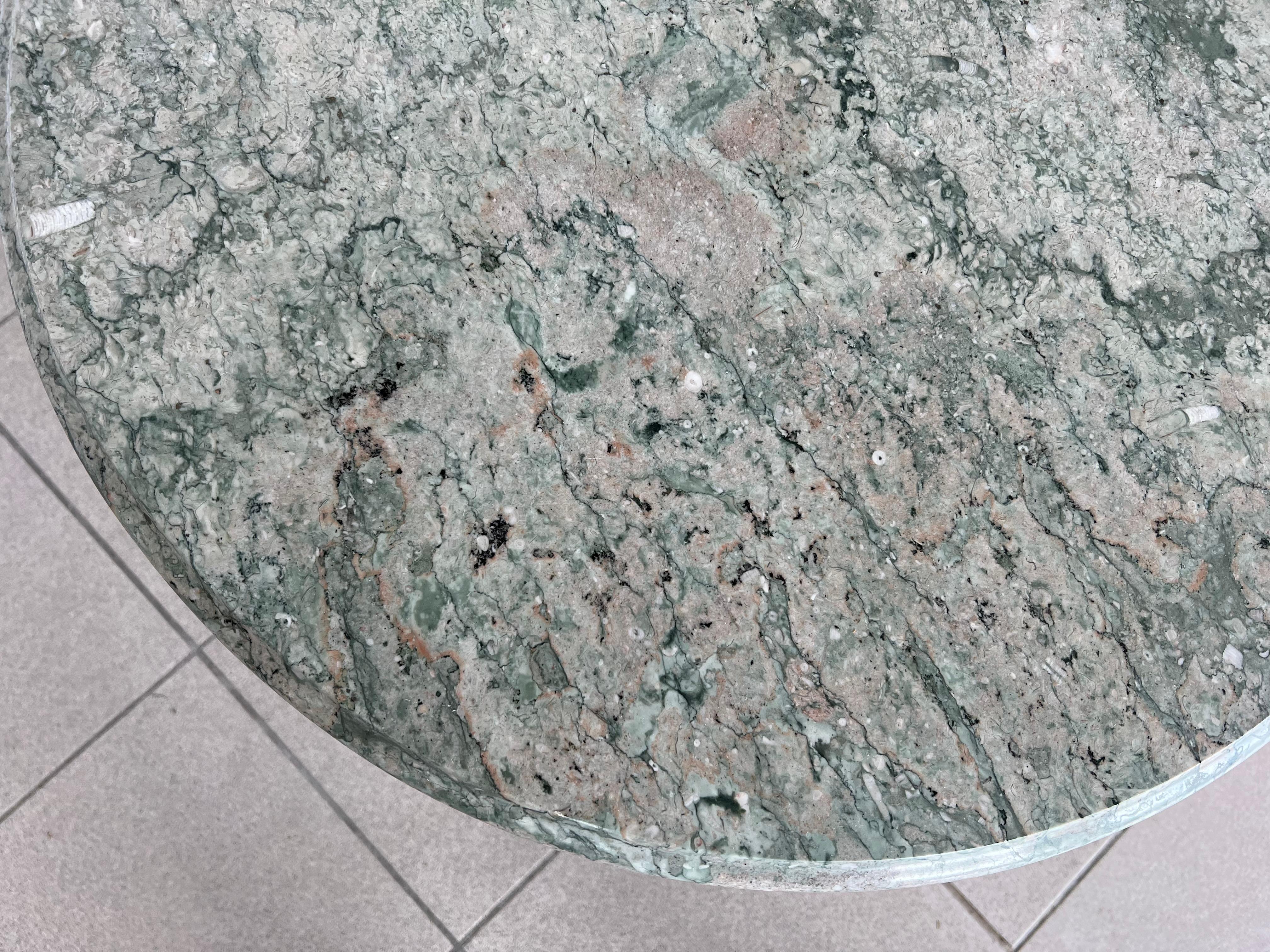 Italian Mid-Century Modern Green Marble Oval Coffee Table For Sale 5