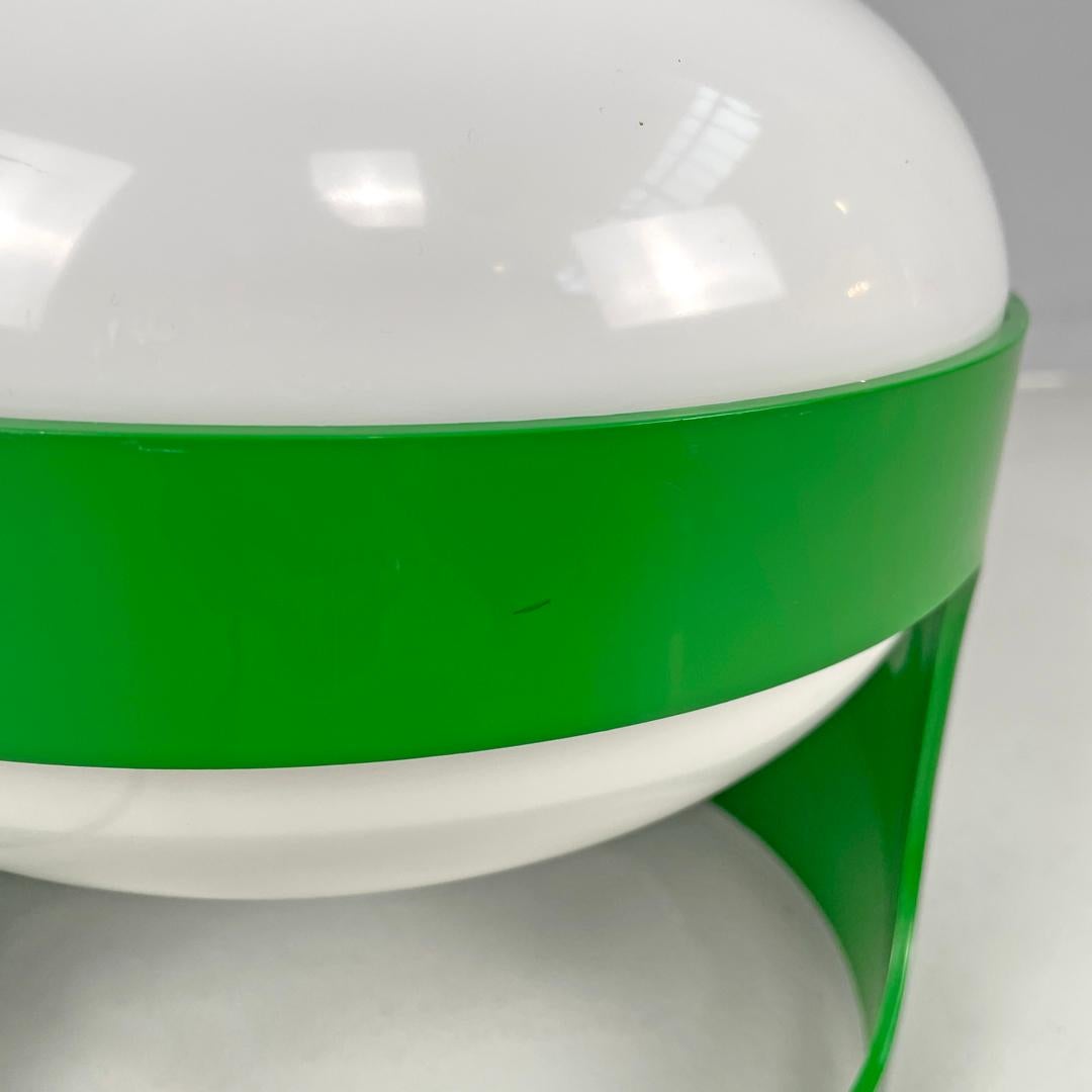 Italian mid-century modern green plastic table lamp KD27 Colombo Kartell, 1960s 9