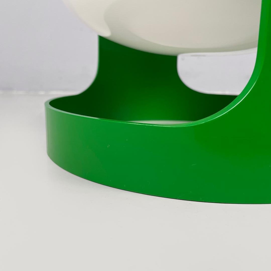 Italian mid-century modern green plastic table lamp KD27 Colombo Kartell, 1960s 12