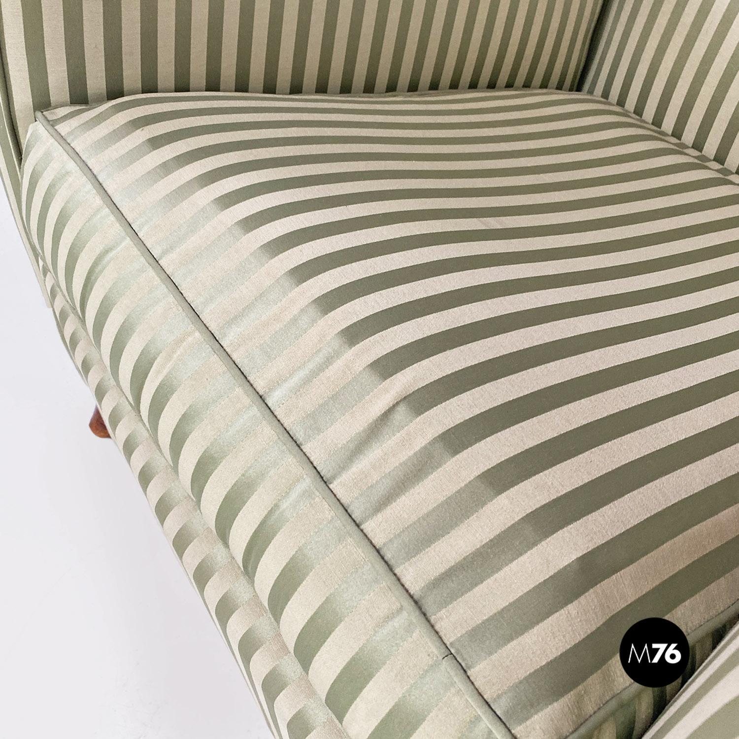Italian mid century modern green silk bergère armchair with wooden legs, 1950s 8