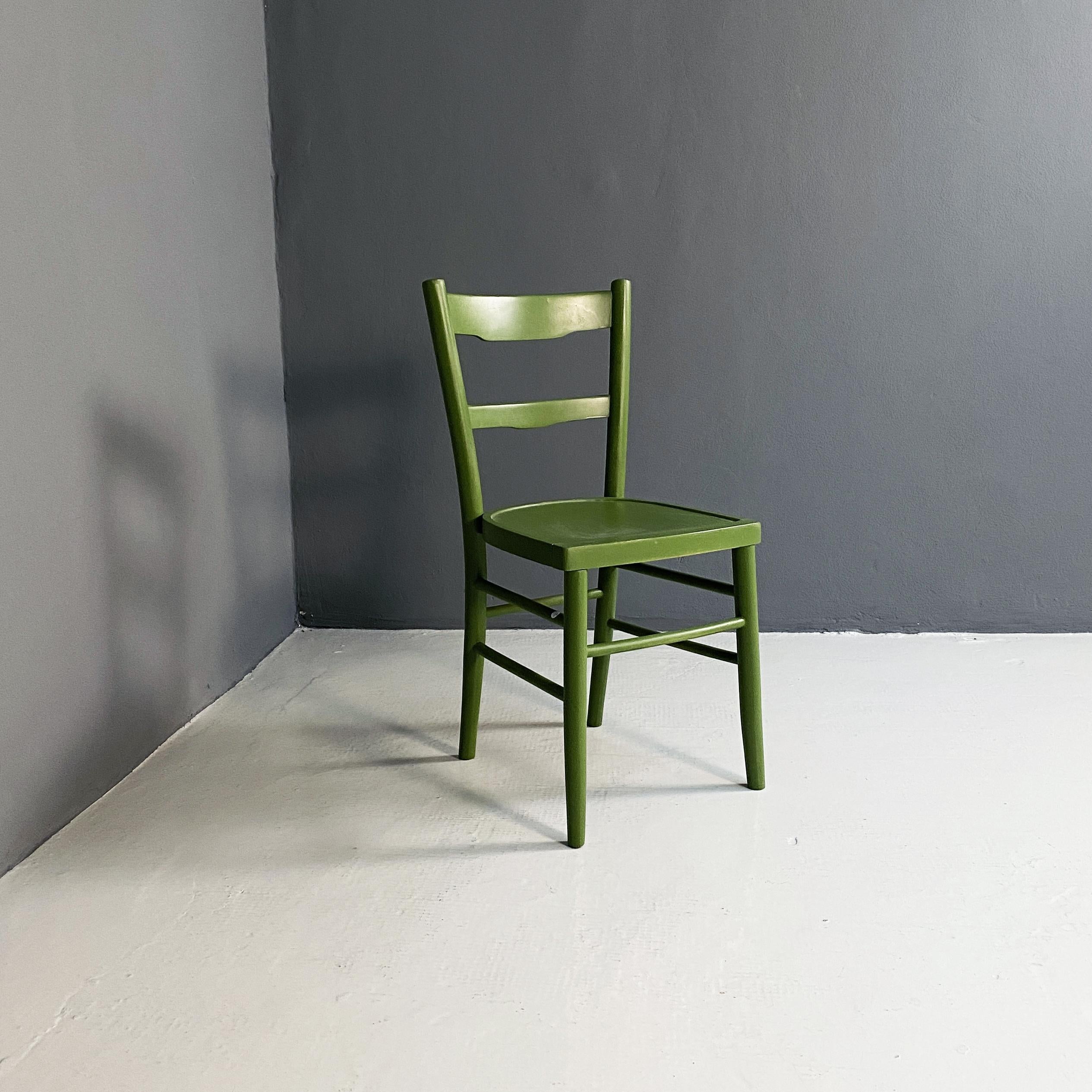 Green wood chair, 1940s
Wood tavern chair Vecchia Milano model with structure entirely in green painted wood.
1940s

Good conditions

Measures in cm 40x40x80h

We remain available for further furnishings photographs and information regarding