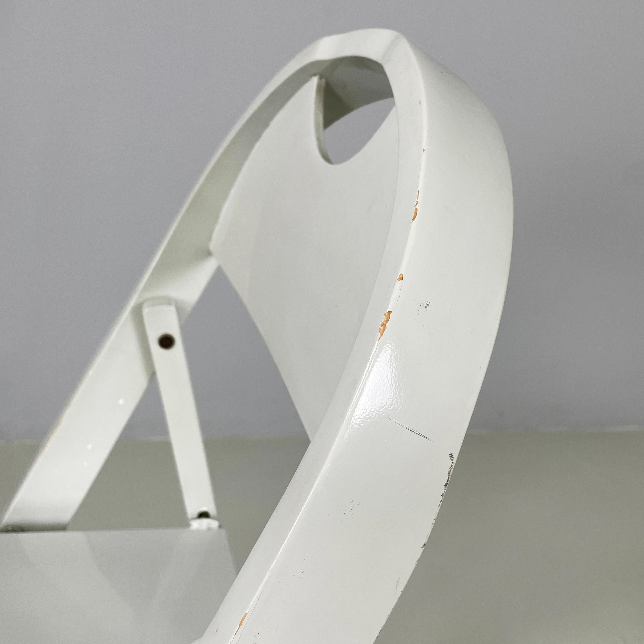 Sedia pieghevole italiana di metà secolo in legno grigio Tric di Castiglioni, anni '60 in vendita 3