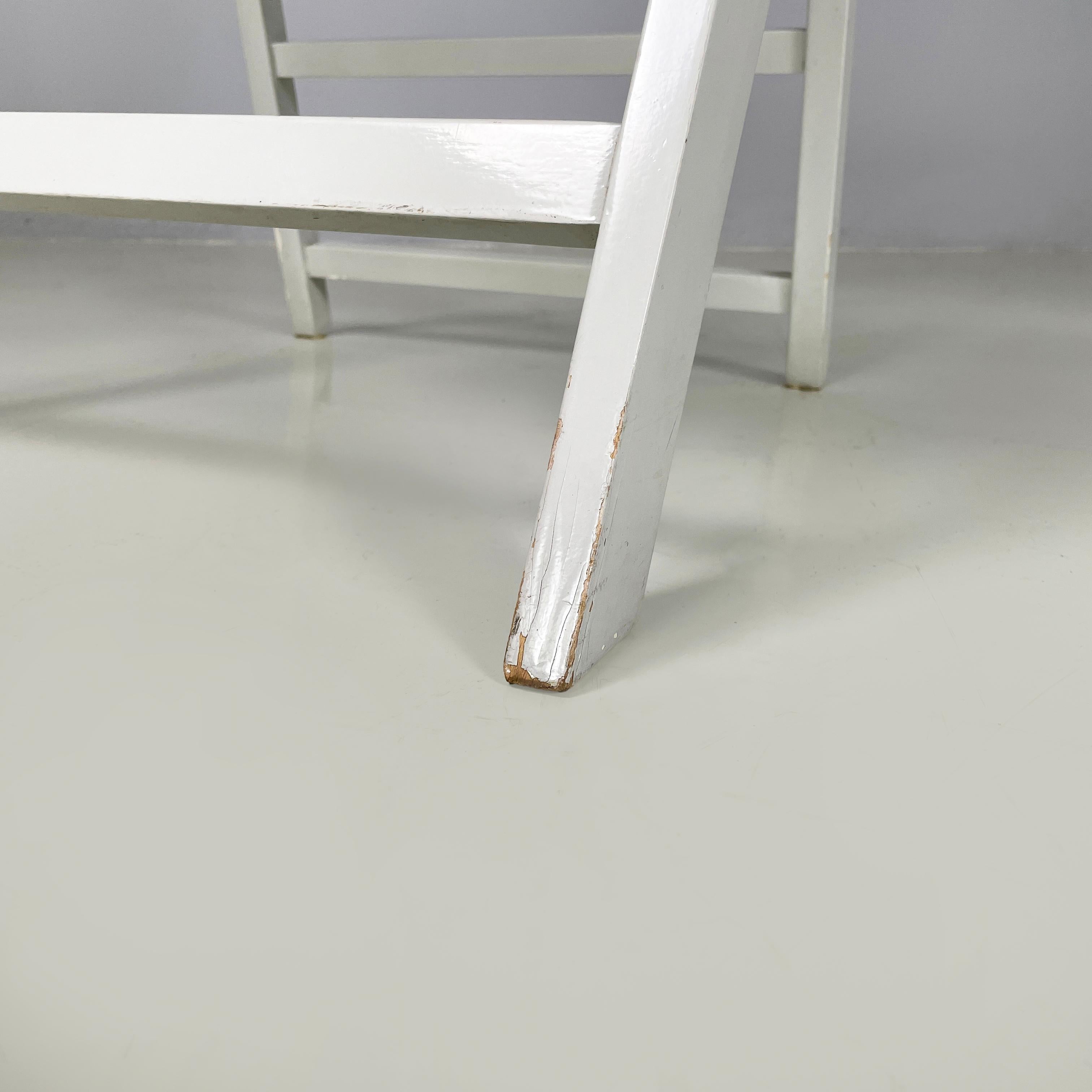 Sedia pieghevole italiana di metà secolo in legno grigio Tric di Castiglioni, anni '60 in vendita 7