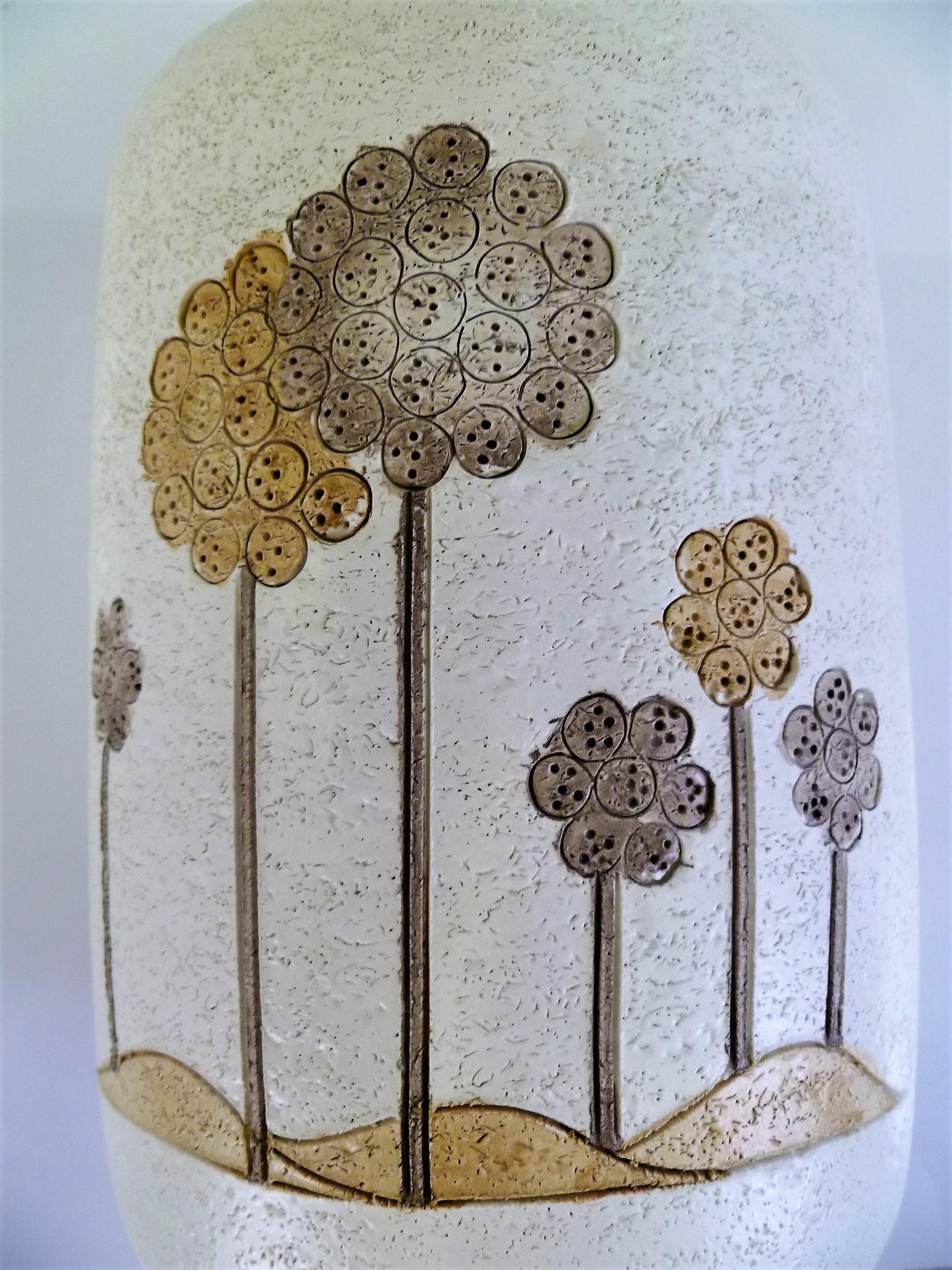 Mid-20th Century Italian Mid-Century Modern Hand Thrown Ceramic Vase Ardalt Bitossi, 1960s
