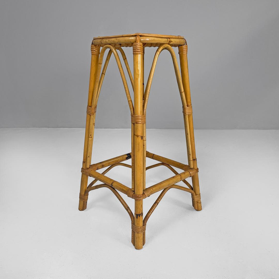 Mid-20th Century Italian mid-century modern high rattan bar stools with square base, 1960s For Sale