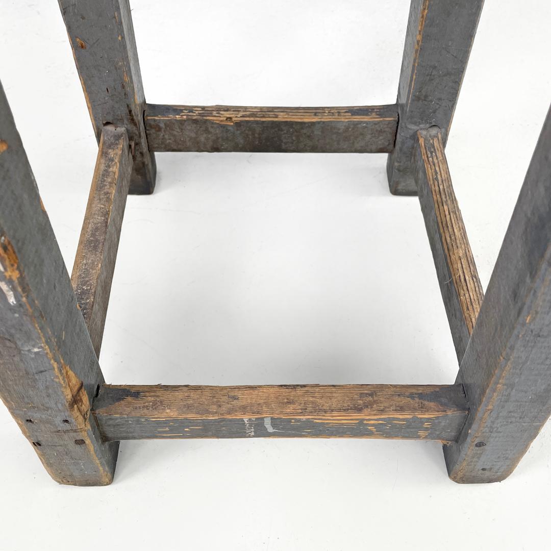 Italian mid-century modern industrial gray painted wooden stool, 1950s For Sale 13
