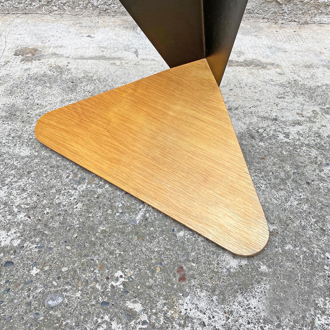 Italian Mid-Century Modern Irregular Shaped Coffee Table and Round Top, 1980s 3