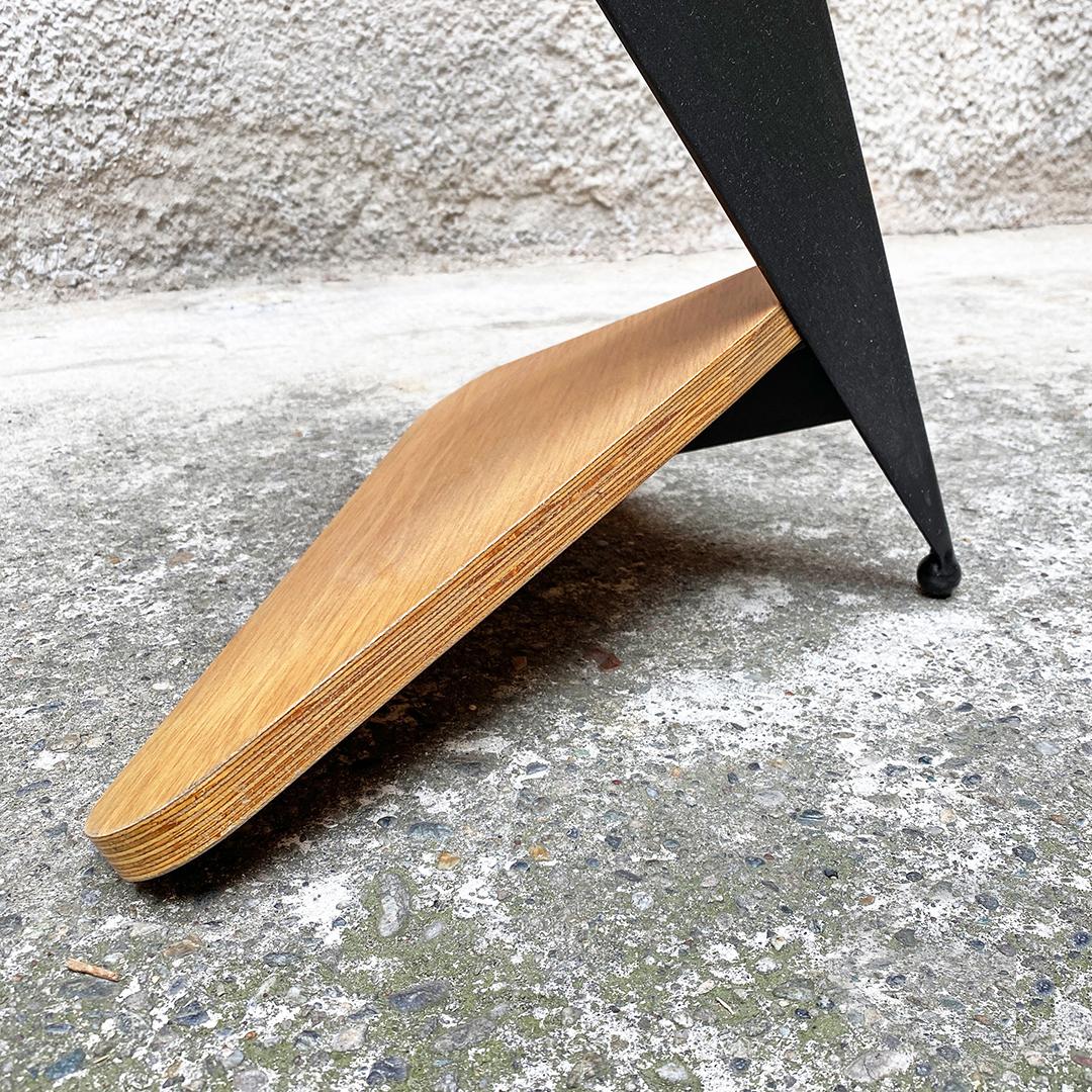 Italian Mid-Century Modern Irregular Shaped Coffee Table and Round Top, 1980s 4