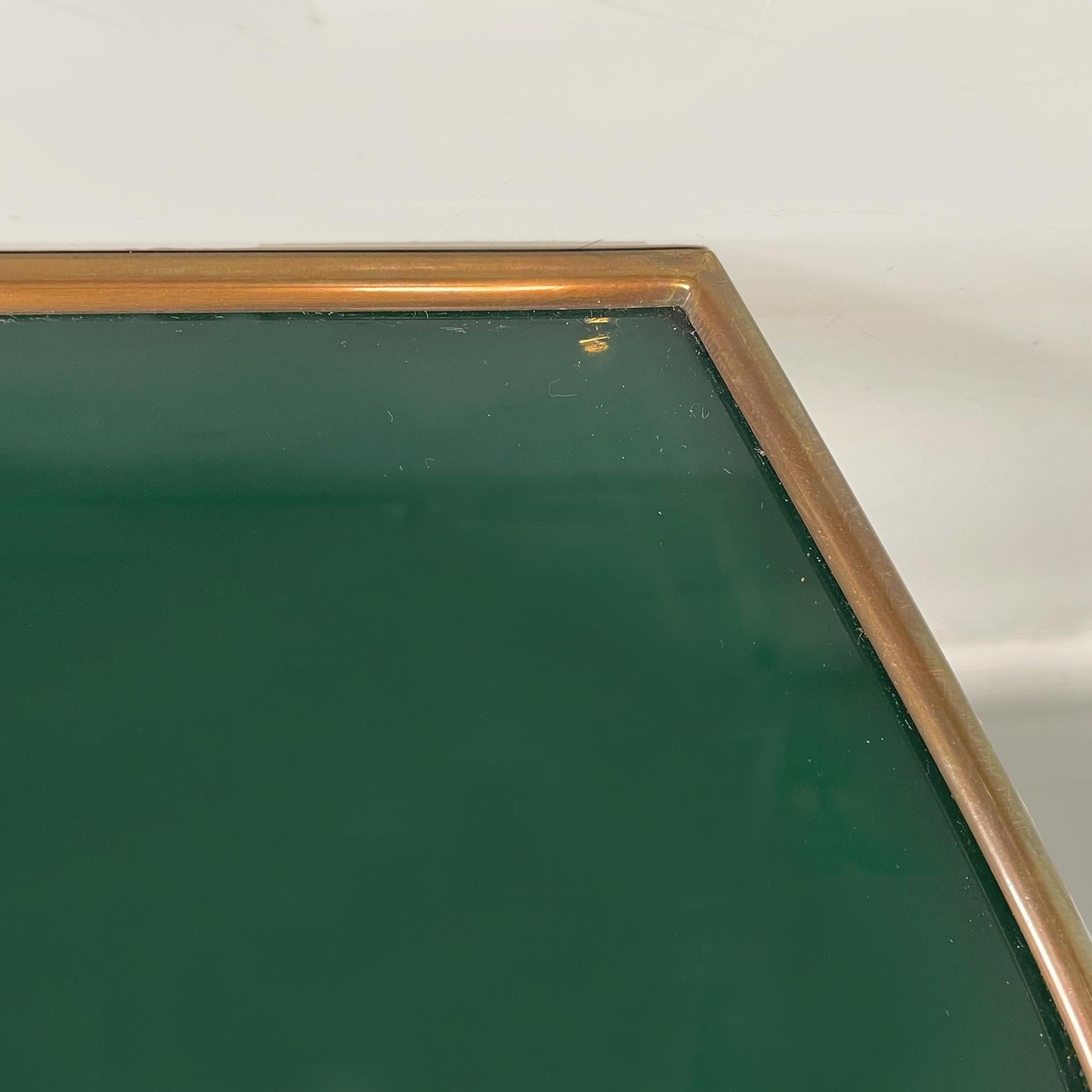 Italian Mid-Century Modern Irregular Shelf in Green Glass and Brass, 1950s 3