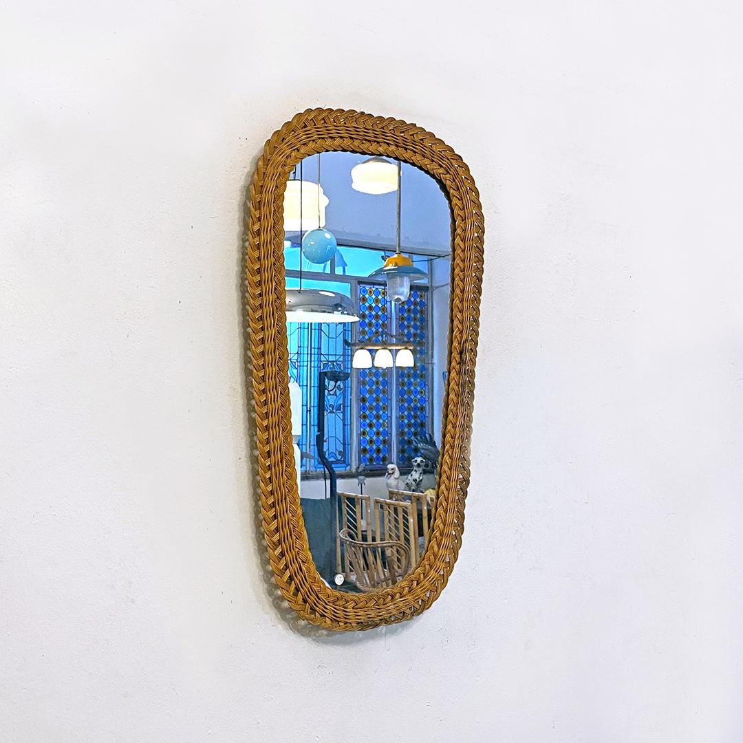 Italian Mid-Century Modern Irregulary Wicker Mirror, 1960s In Good Condition In MIlano, IT