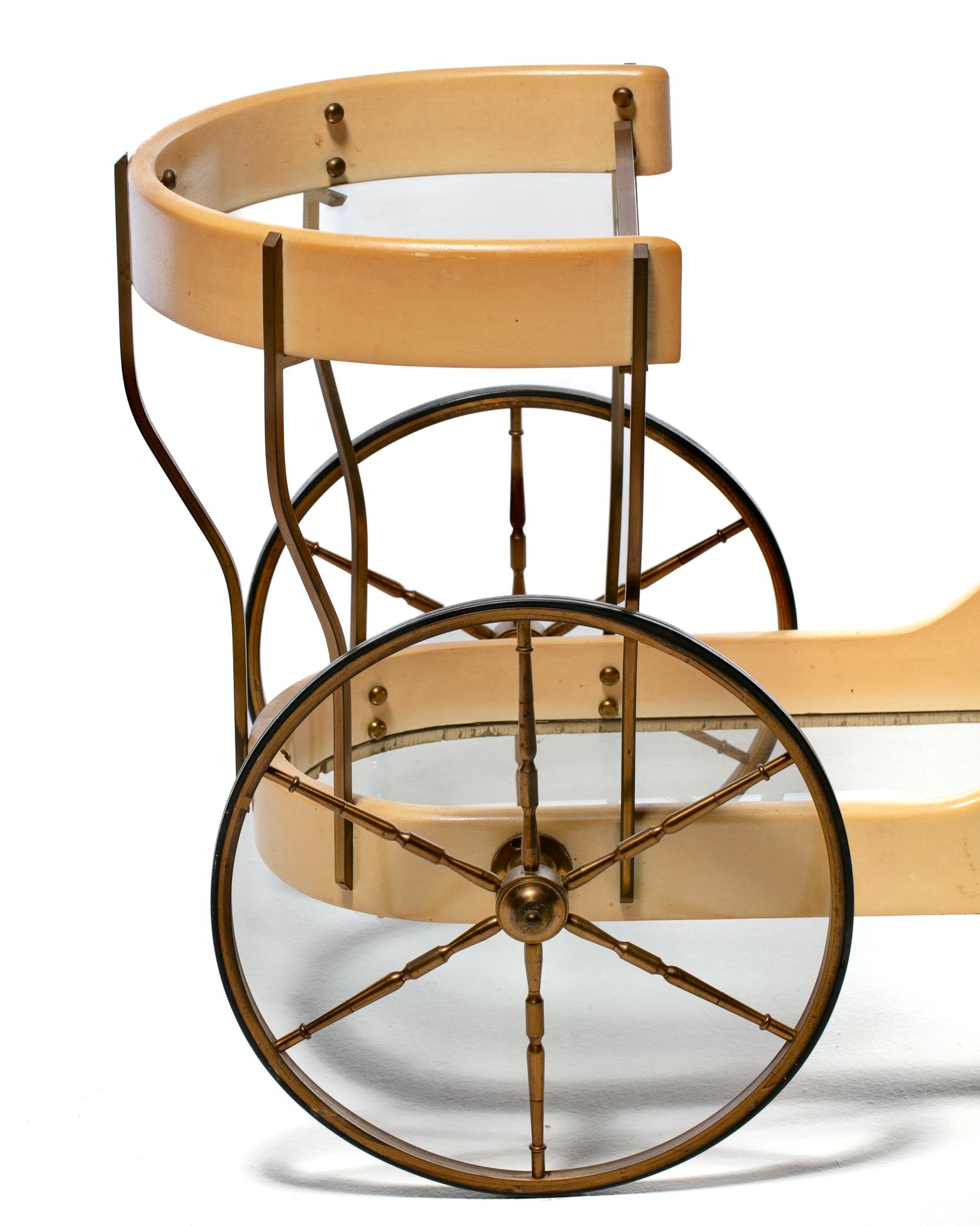 Carrito de bar italiano de mediados del siglo XX en piel de cabra crema marfil de Aldo Tura c. 1965 en venta 4