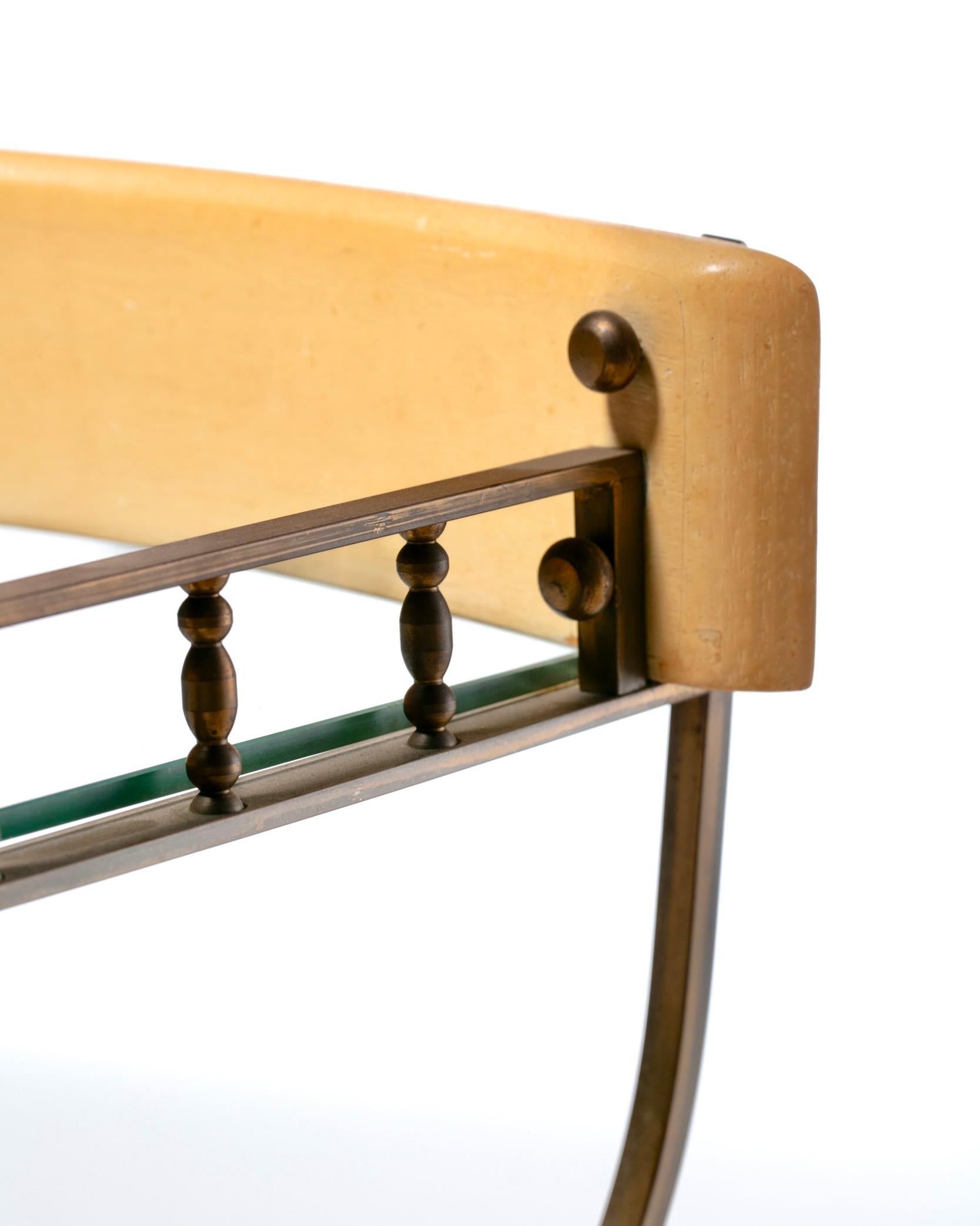 Carrito de bar italiano de mediados del siglo XX en piel de cabra crema marfil de Aldo Tura c. 1965 en venta 6