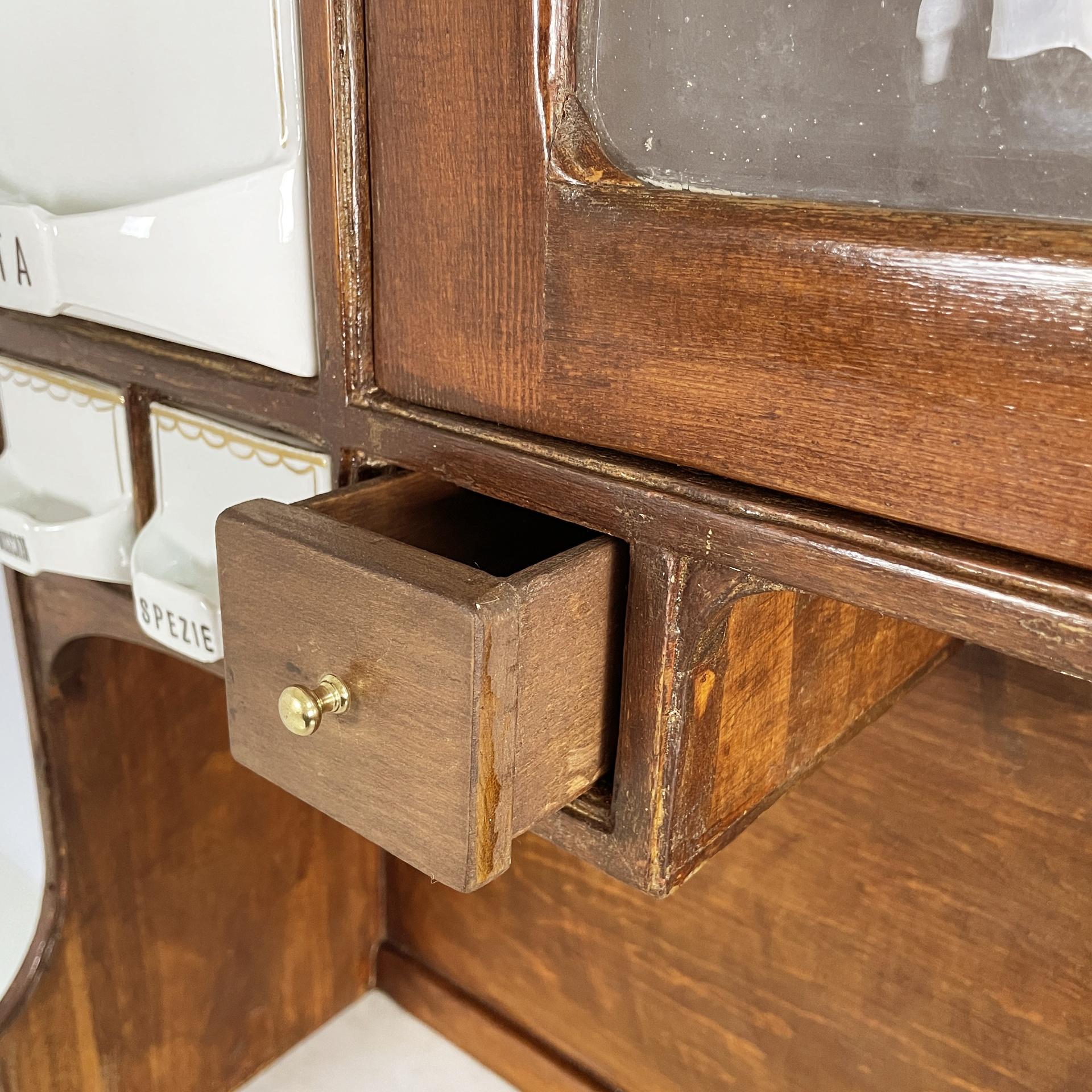 Credenza da cucina italiana di metà secolo in legno, marmo e ceramica, anni '30 in vendita 1