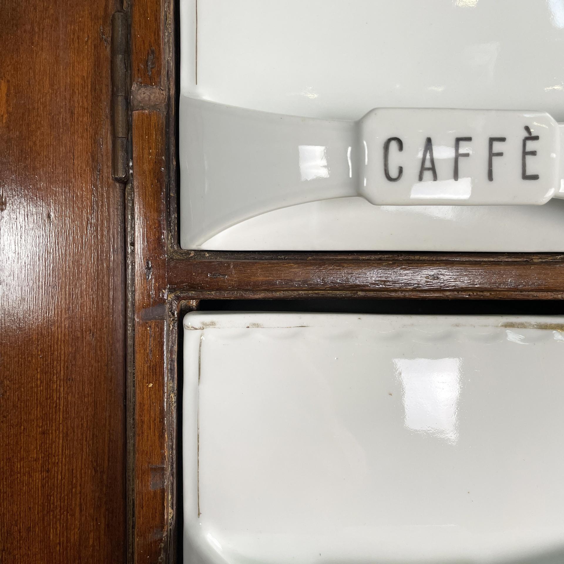 Credenza da cucina italiana di metà secolo in legno, marmo e ceramica, anni '30 in vendita 2