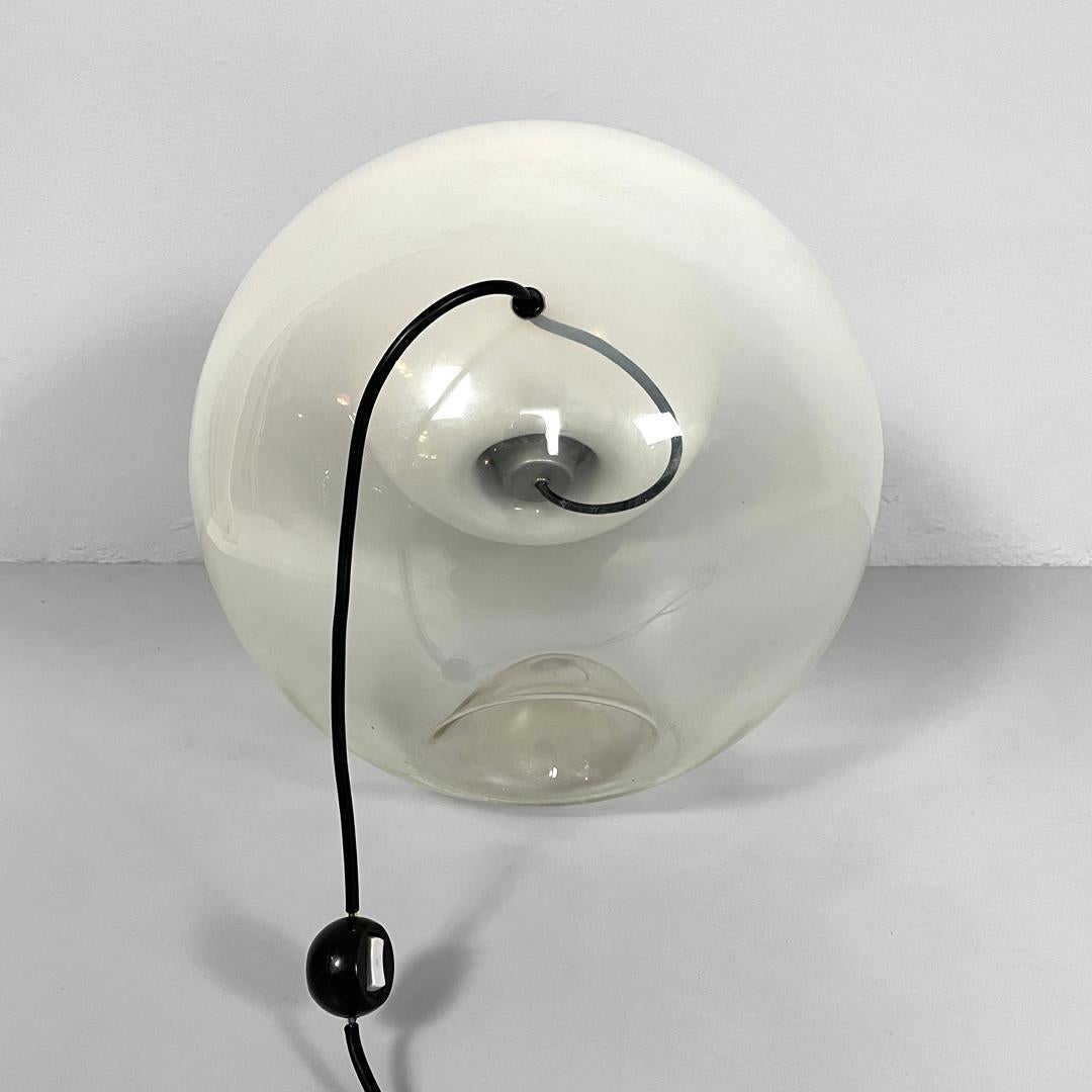 Italian mid-century modern lamp Vacuna Eleonore Peduzzi Riva for Artemide, 1960s For Sale 5