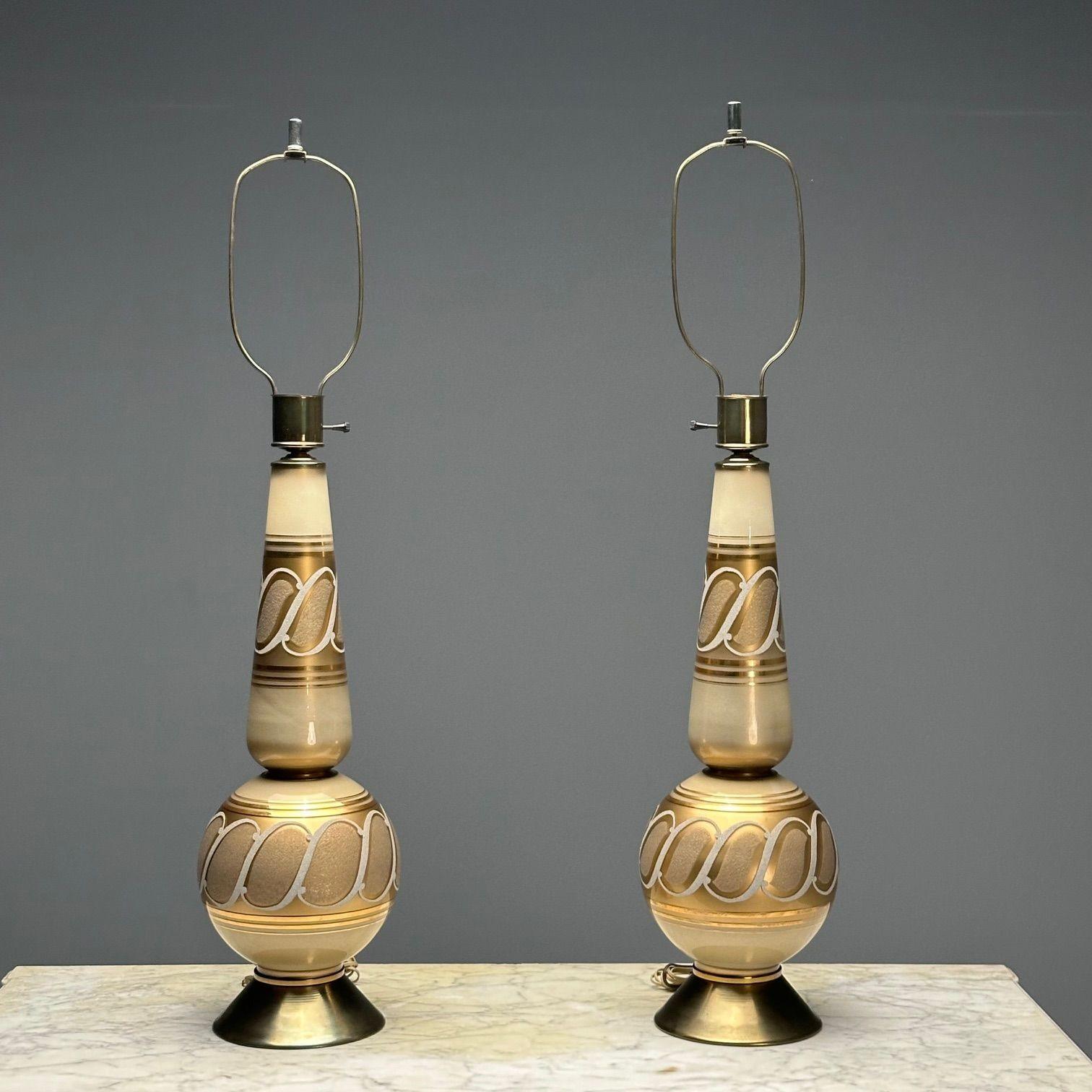 Italian Mid-Century Modern, Large Table Lamps, Gold Glass, Brass, Italy, 1960s For Sale 2