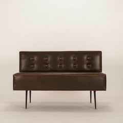 Italienisches Mid-Century-Modern-Ledersofa