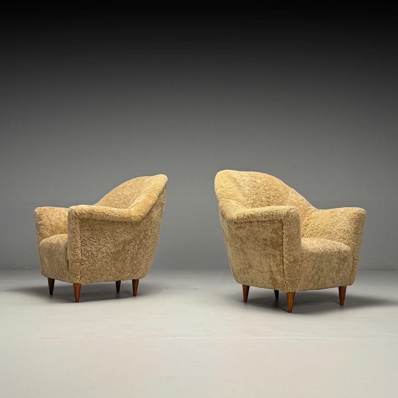 Milieu du XXe siècle Chaises longues italiennes The Modernity, Shearling Honey, Wood Woods, 1950s en vente