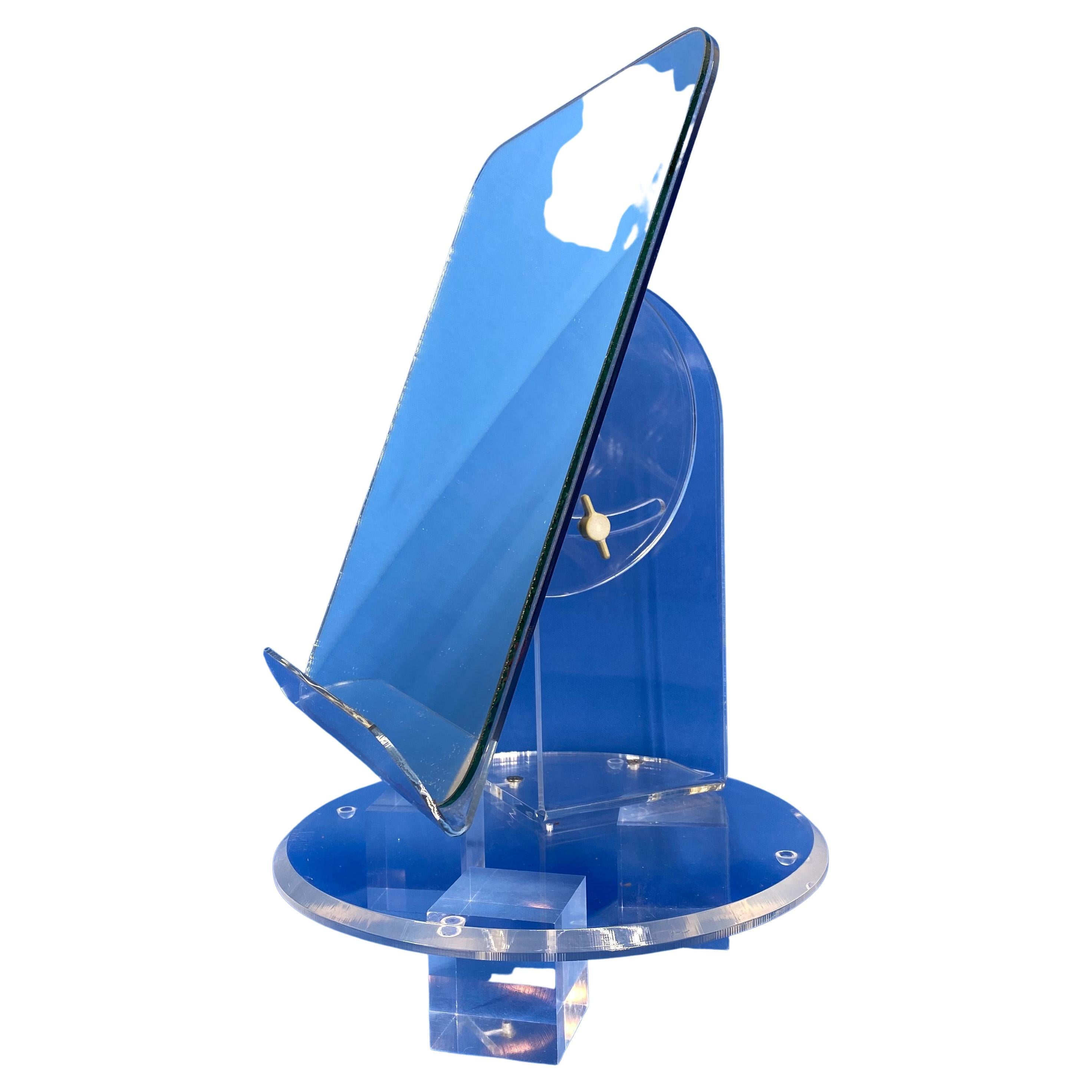Specchio da tavolo in lucite italiano del Mid-Century Modern.