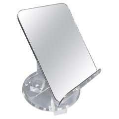 Specchio da tavolo per vanità in lucite italiano del Mid-Century Modern