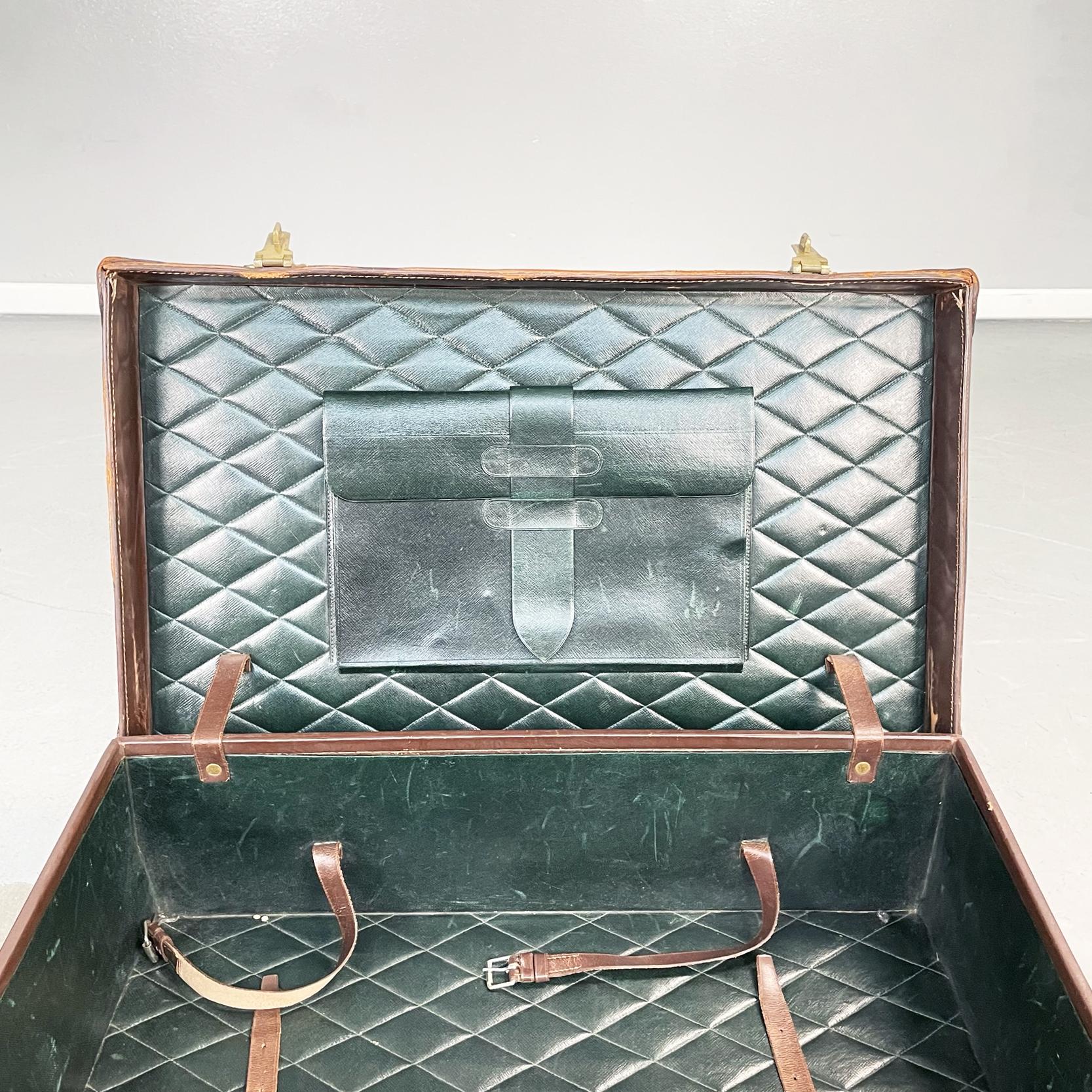 Italian Mid-Century Modern Luggage in Brown and Green Leather, 1970s For Sale 8