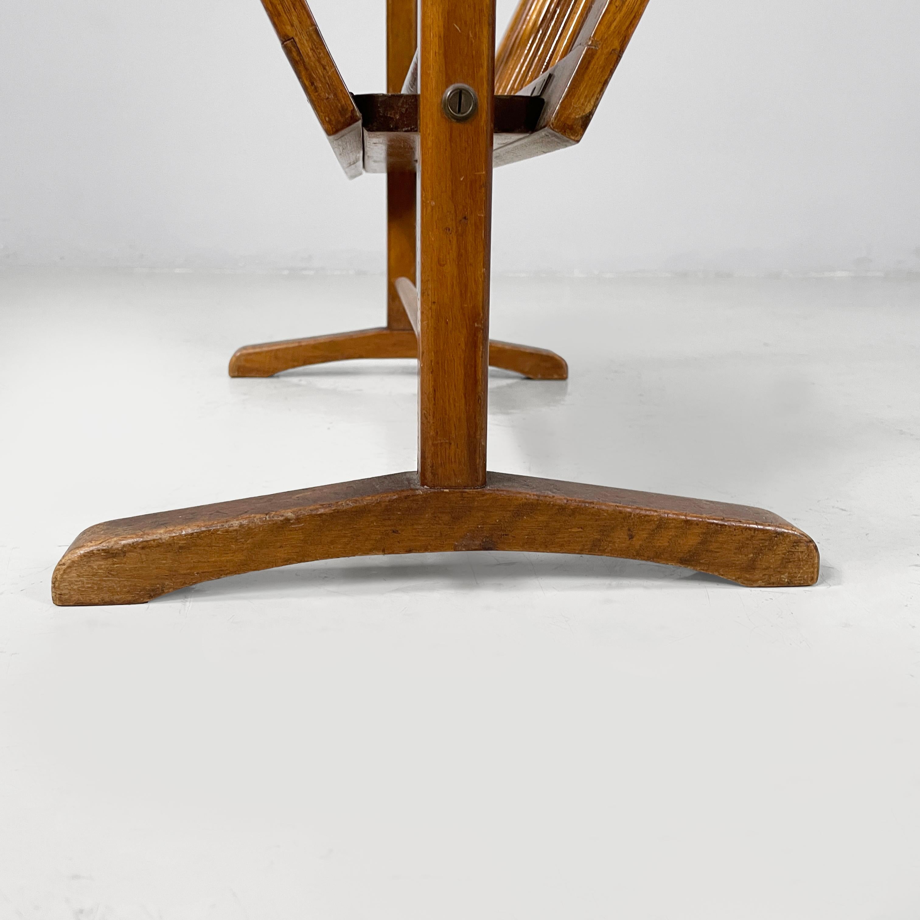 Portariviste italiano di metà secolo in legno e ottone brunito, anni '60 in vendita 3