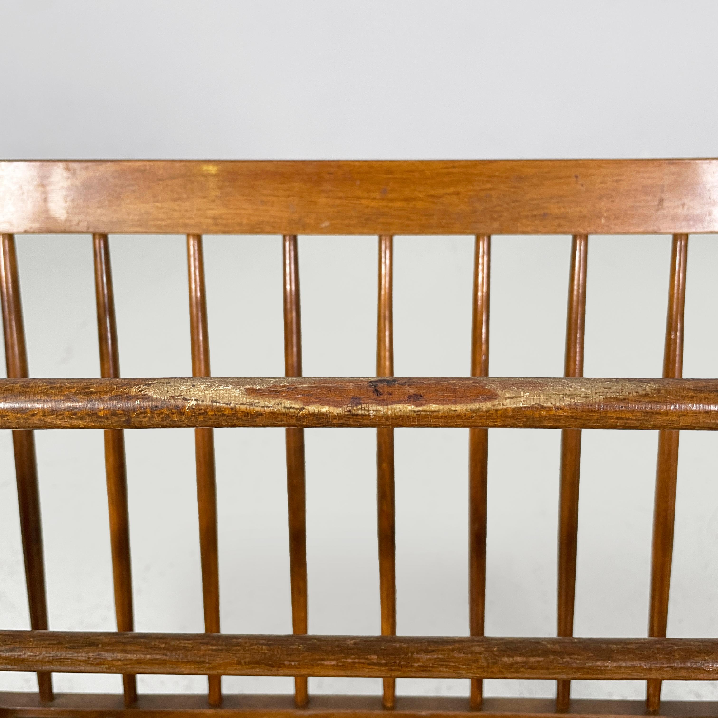 Ottone Portariviste italiano di metà secolo in legno e ottone brunito, anni '60 in vendita