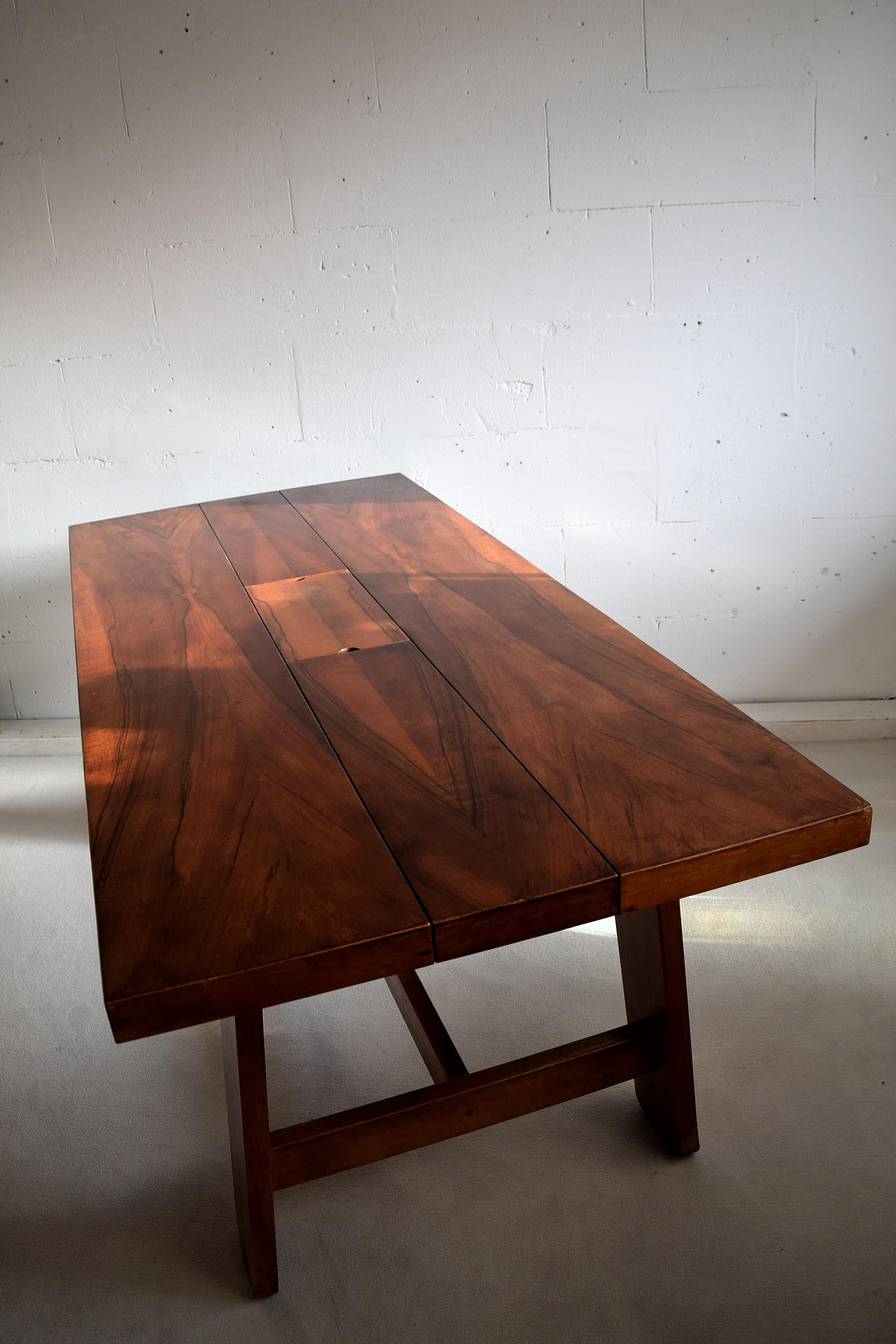 Italian Mid-Century Modern Wooden Dining Table by Silvio Coppola for Bernini 12