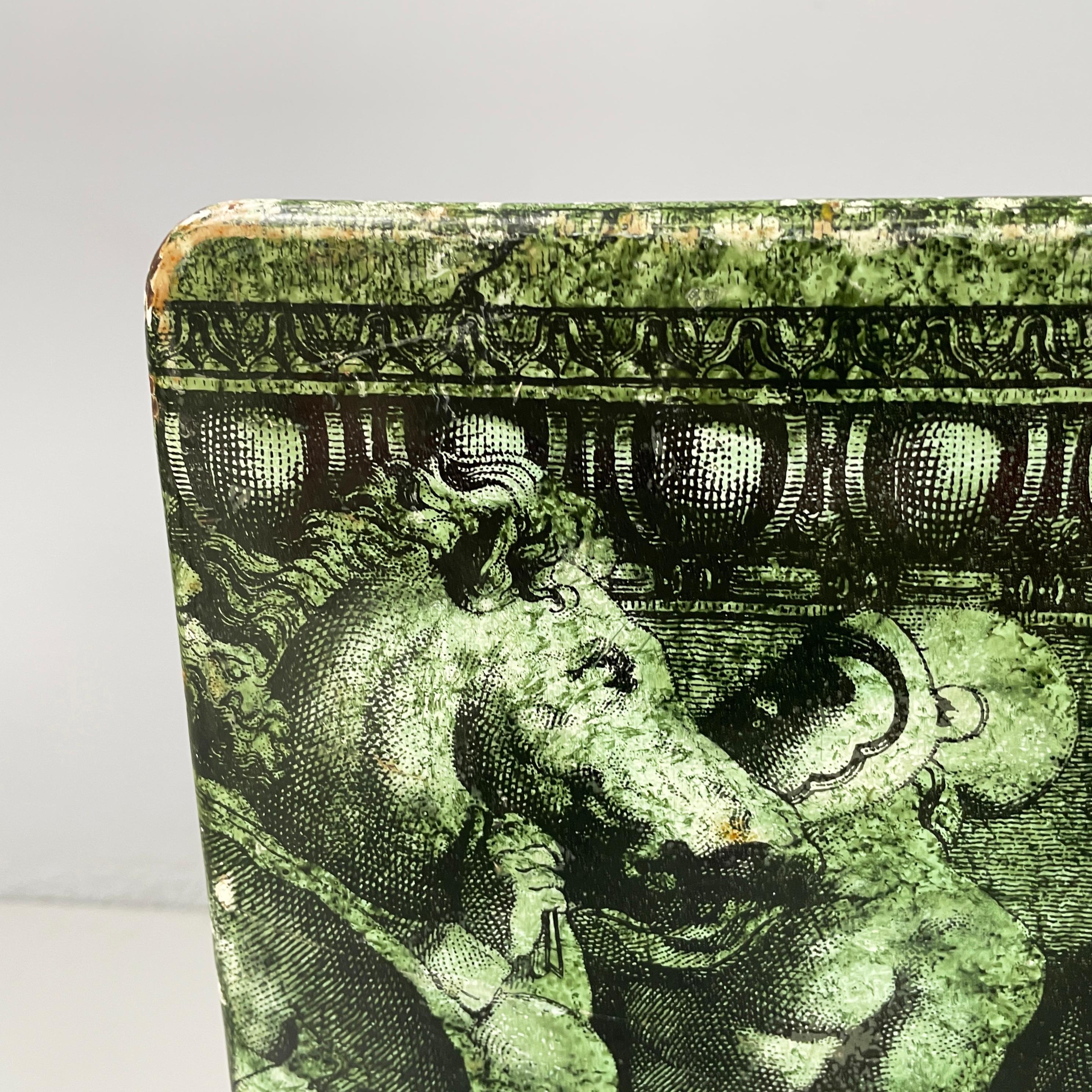 Italian mid-century modern Metal and brass magazine rack by Fornasetti, 1960s In Fair Condition In MIlano, IT