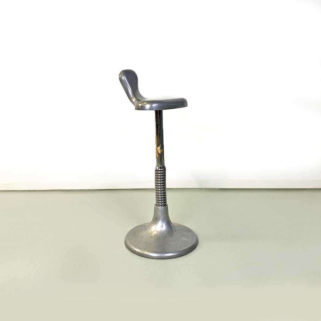 Mid-20th Century Italian Mid-Century Modern Metal Central Stem Adjustable Stool, 1950s